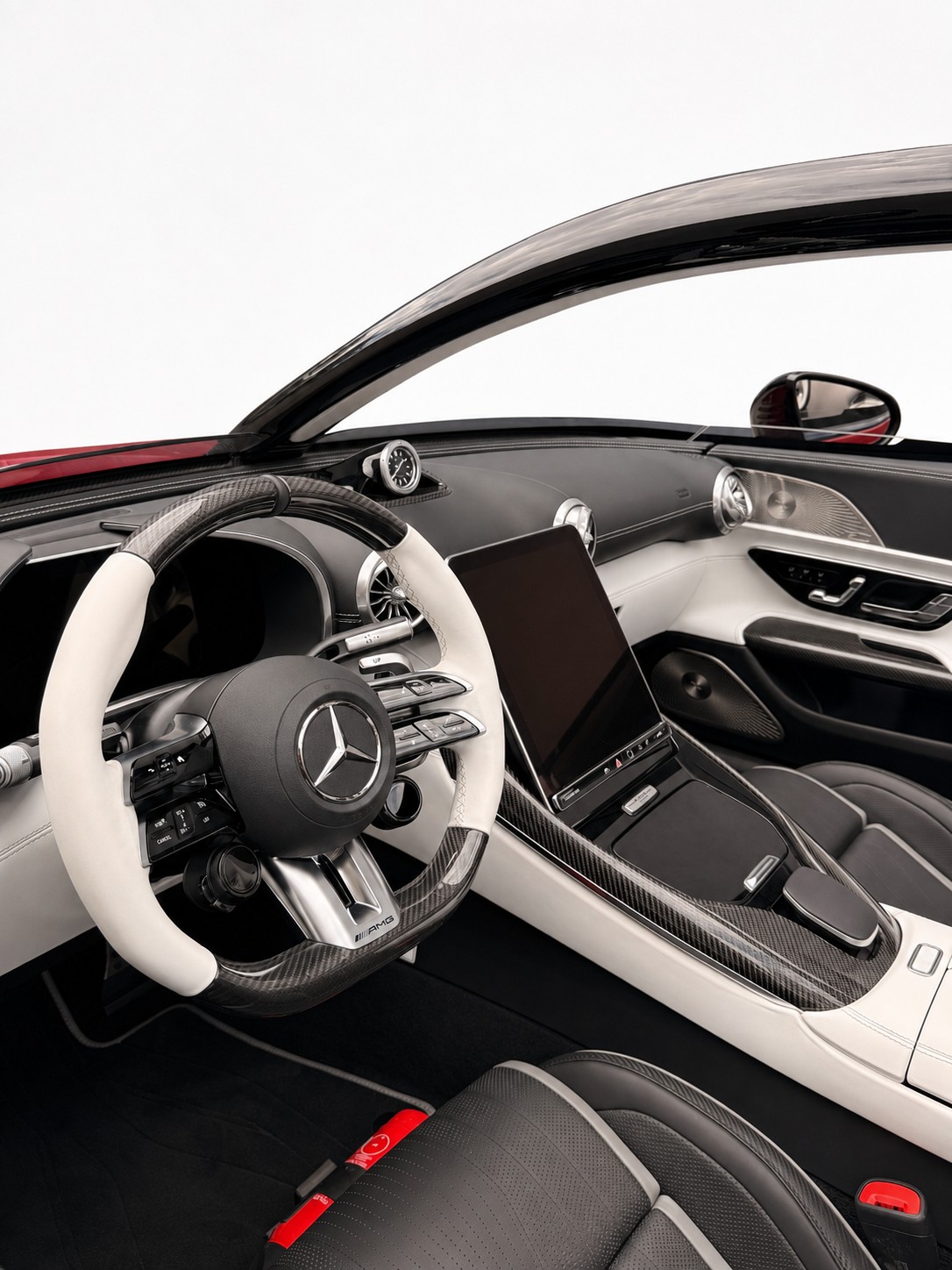 MERCEDES-BENZ 1 von 250: Mercedes-AMG PureSpeed „MYTHOS Series“ – Formel 1 für die Strasse-image-9