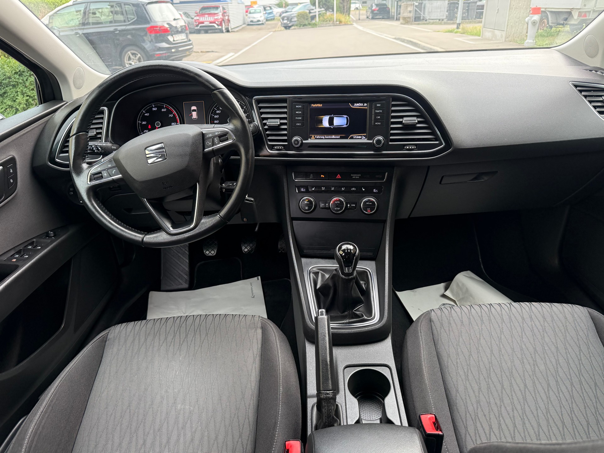 SEAT Leon 1.4 TSI Style-image-8