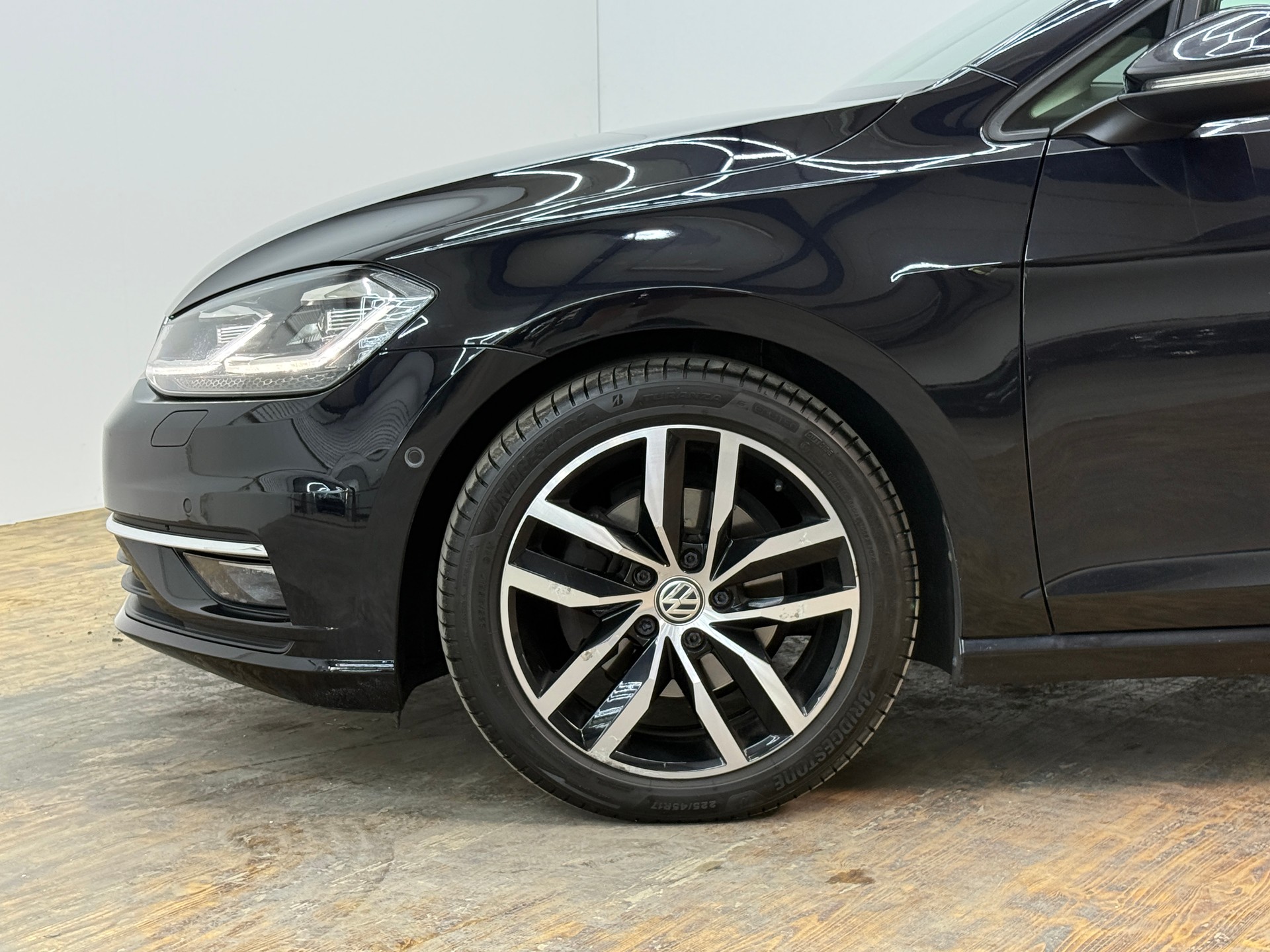 VW Golf 2.0 TDI Highline 4Motion DSG-image-5