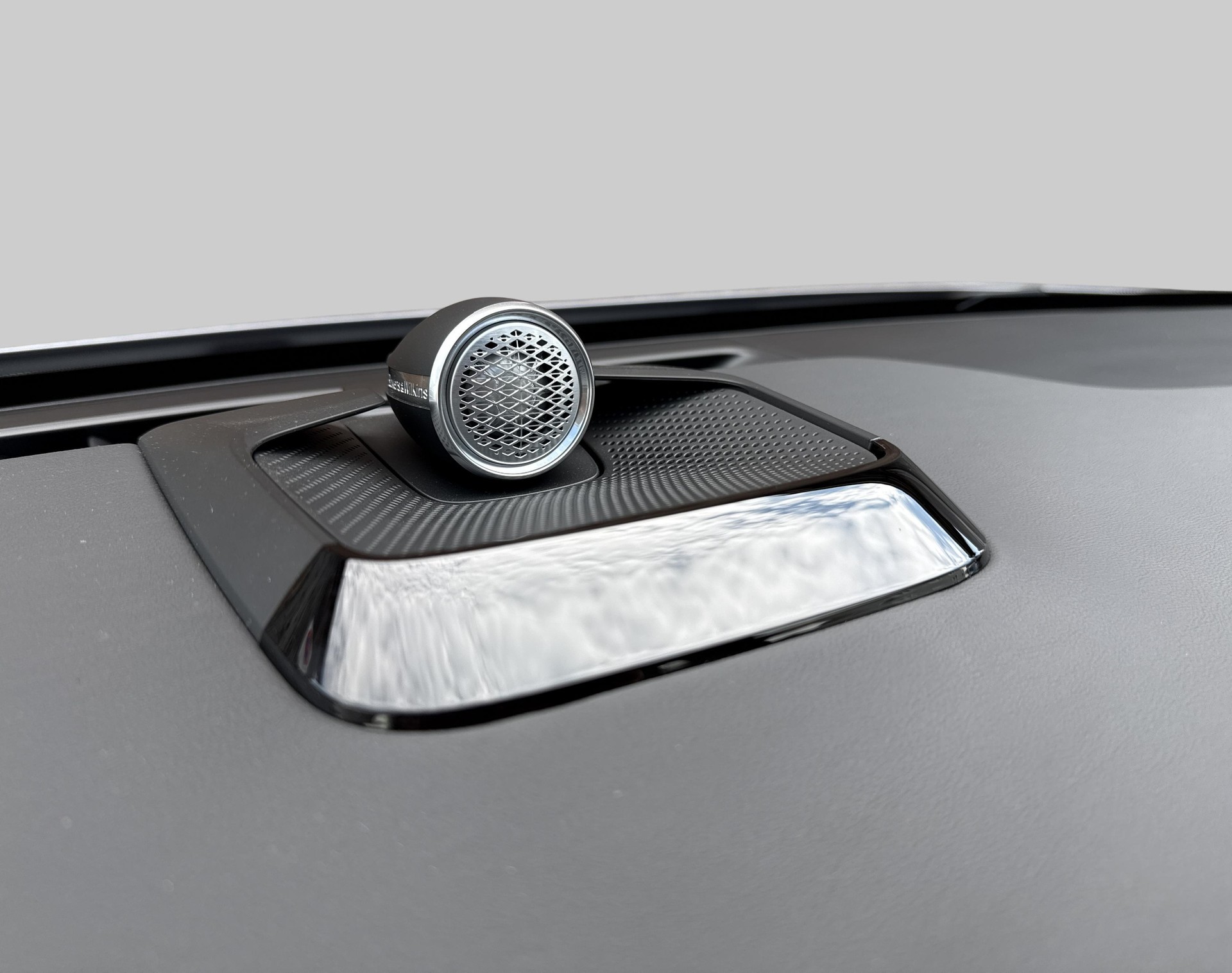 VOLVO ES90 Ultra-image-17