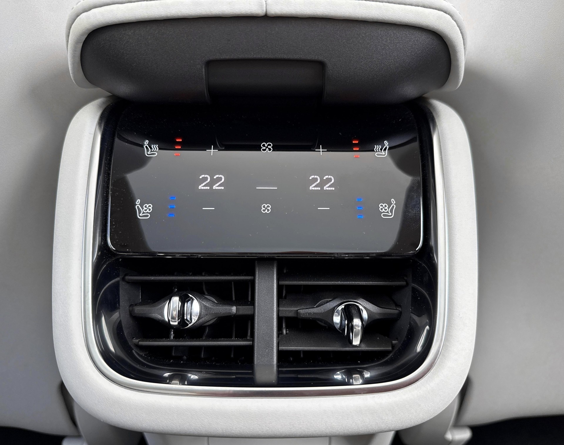 VOLVO ES90 Ultra-image-18