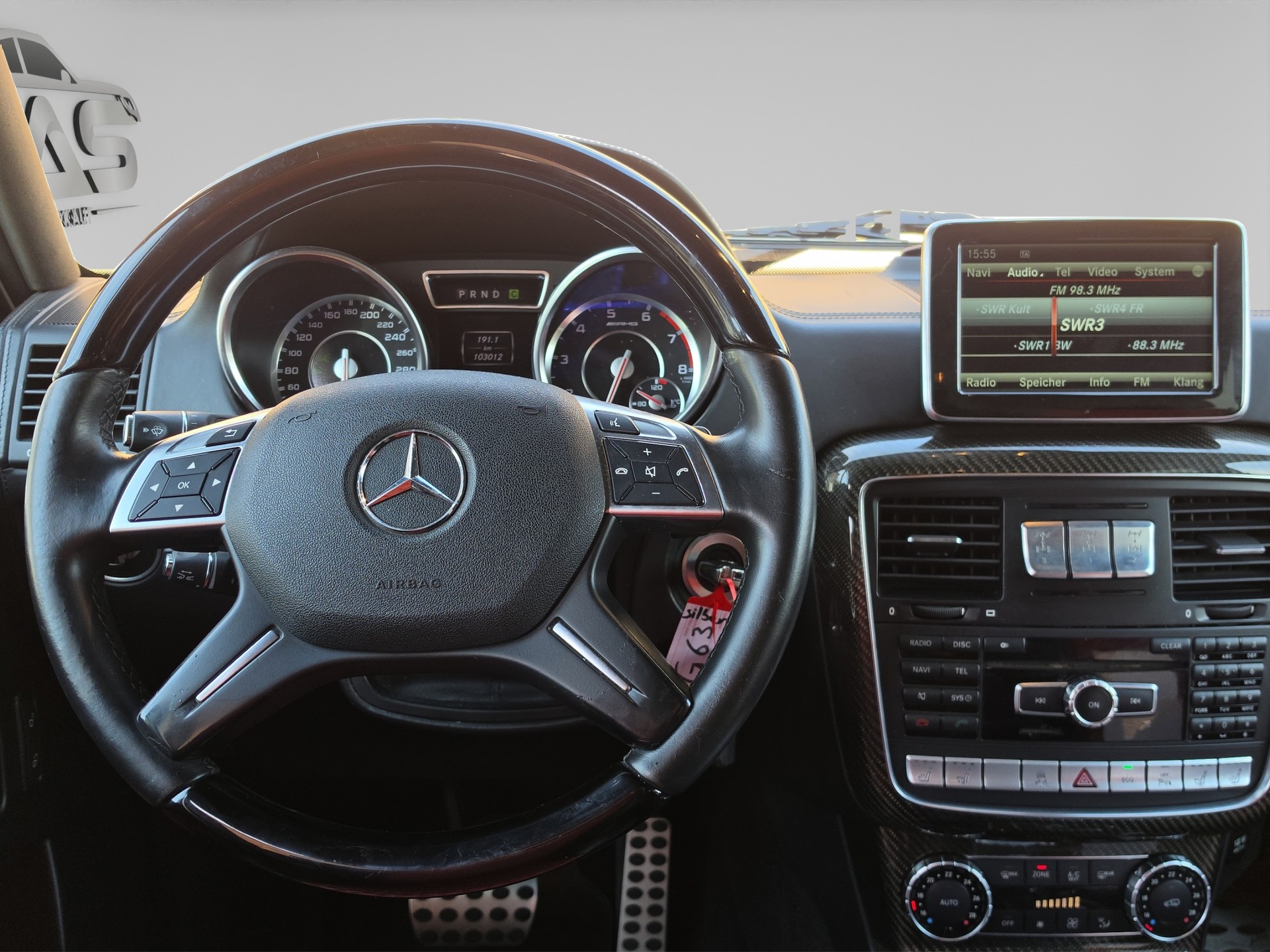 MERCEDES-BENZ G 63 AMG Automatic-image-9