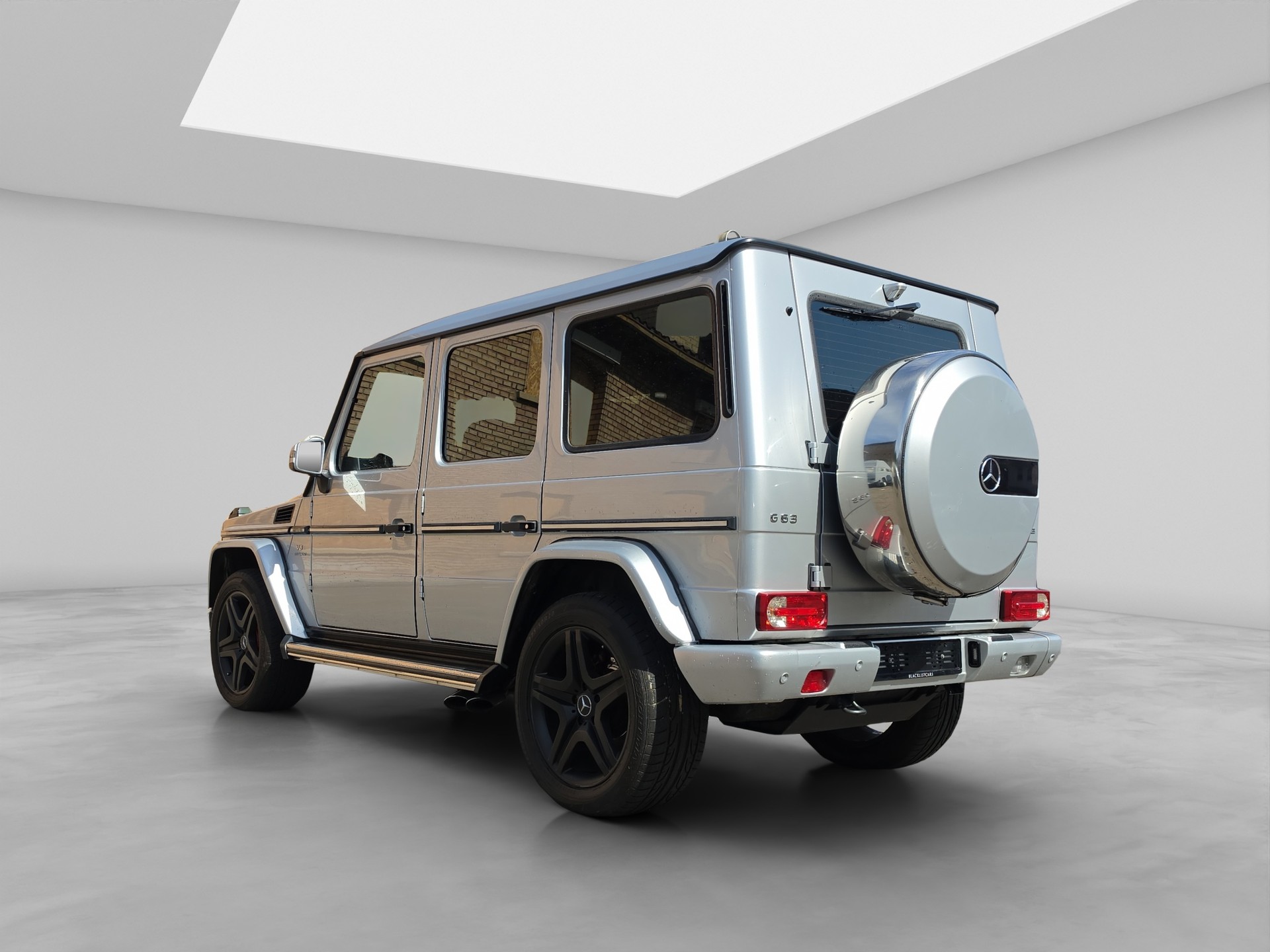 MERCEDES-BENZ G 63 AMG Automatic-image-3