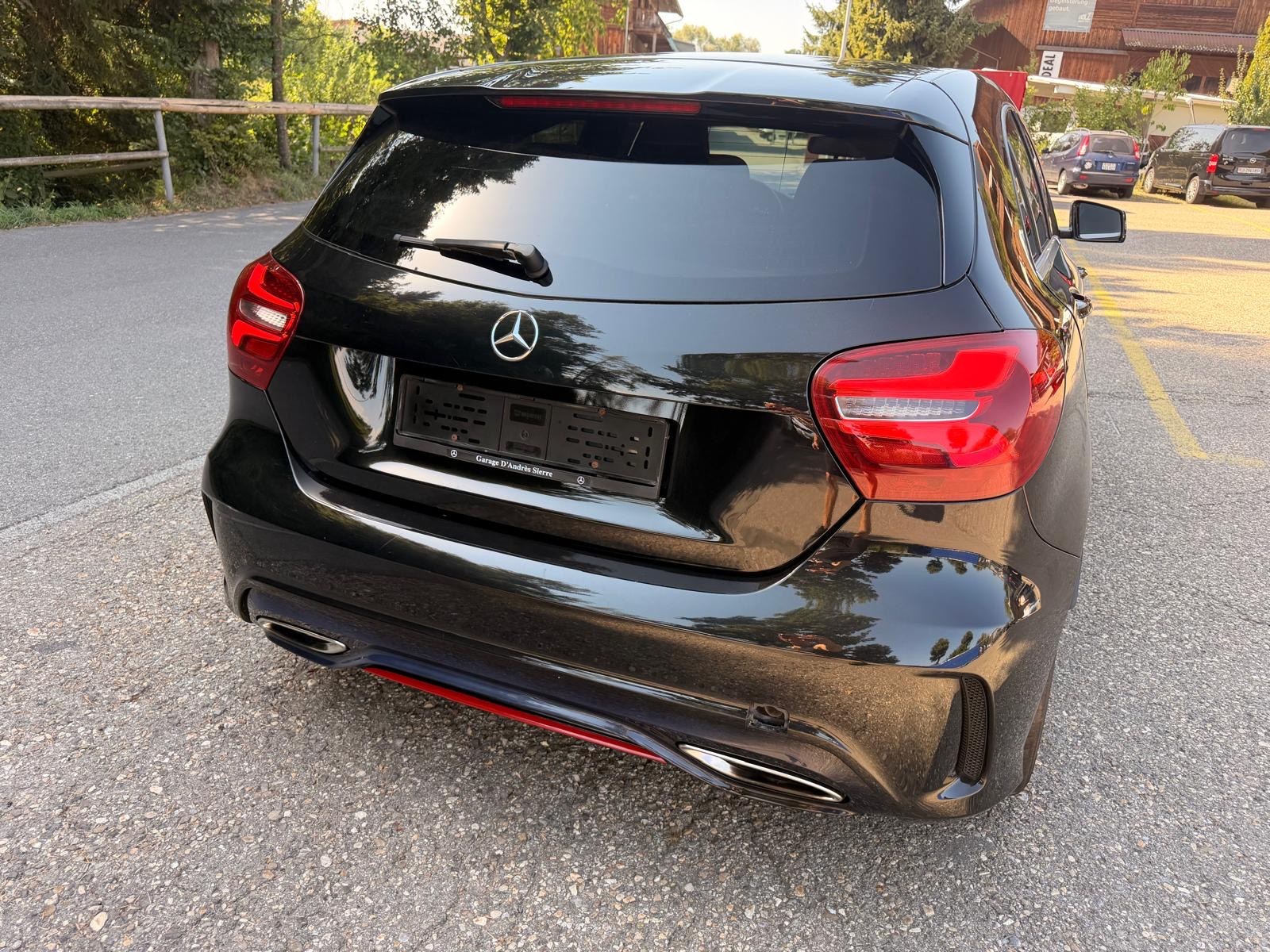 MERCEDES-BENZ A 250 Sport 4Matic 7G-DCT-image-3