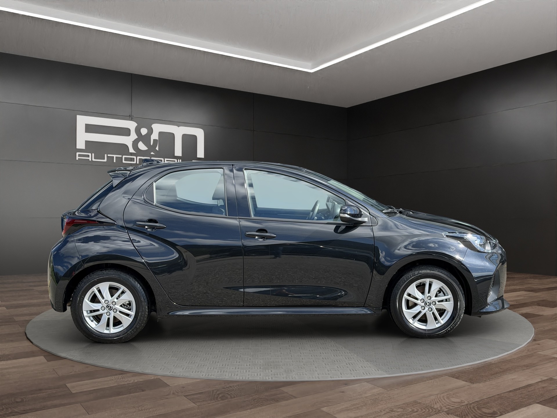 MAZDA 2 Hybrid 1.5 Centre-line-image-3