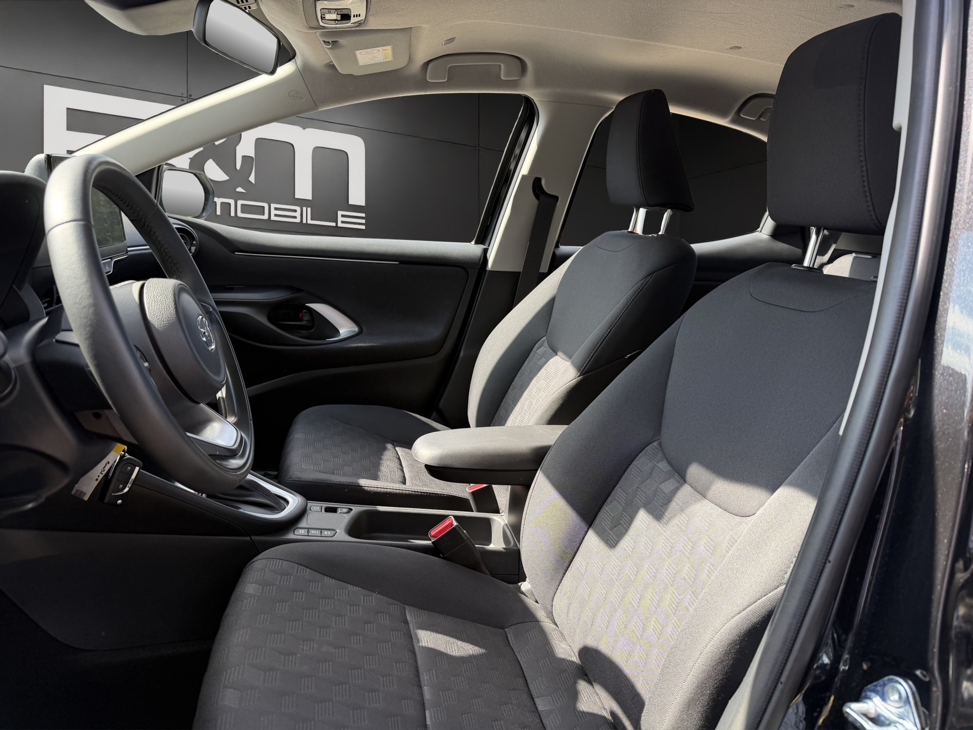 MAZDA 2 Hybrid 1.5 Centre-line-image-8