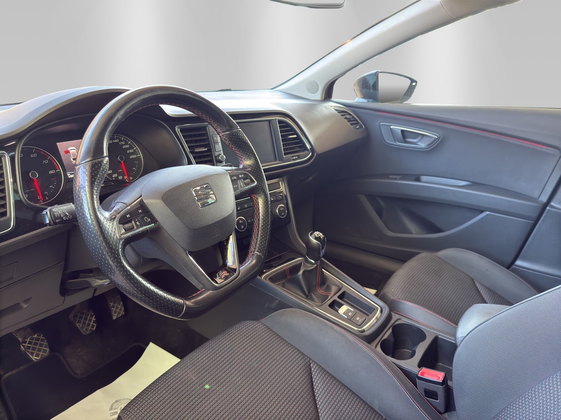 SEAT Leon ST 1.4 TSI ACT FR-image-7