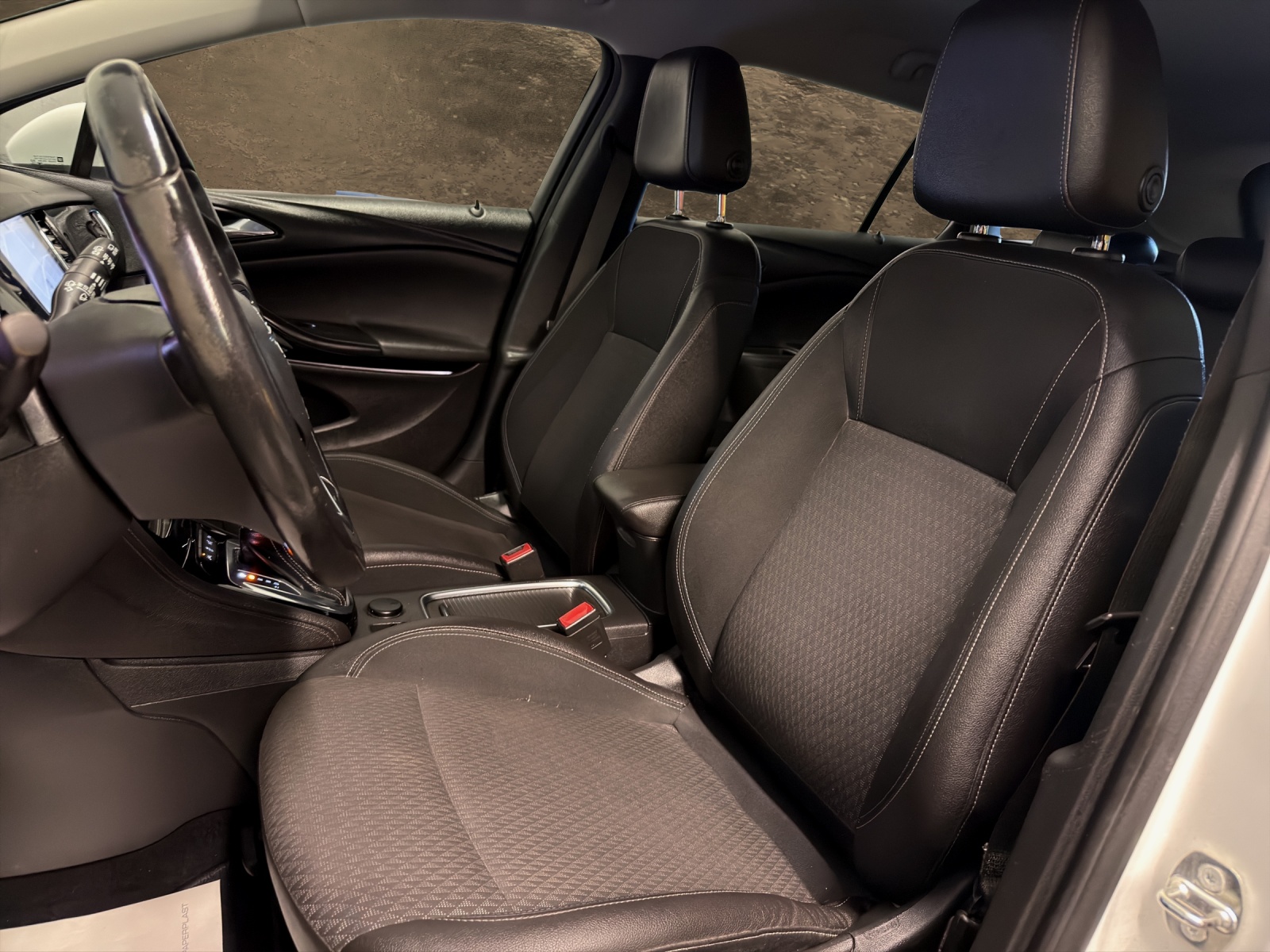 OPEL Astra 1.6 CDTi ecoF Excellence-image-11