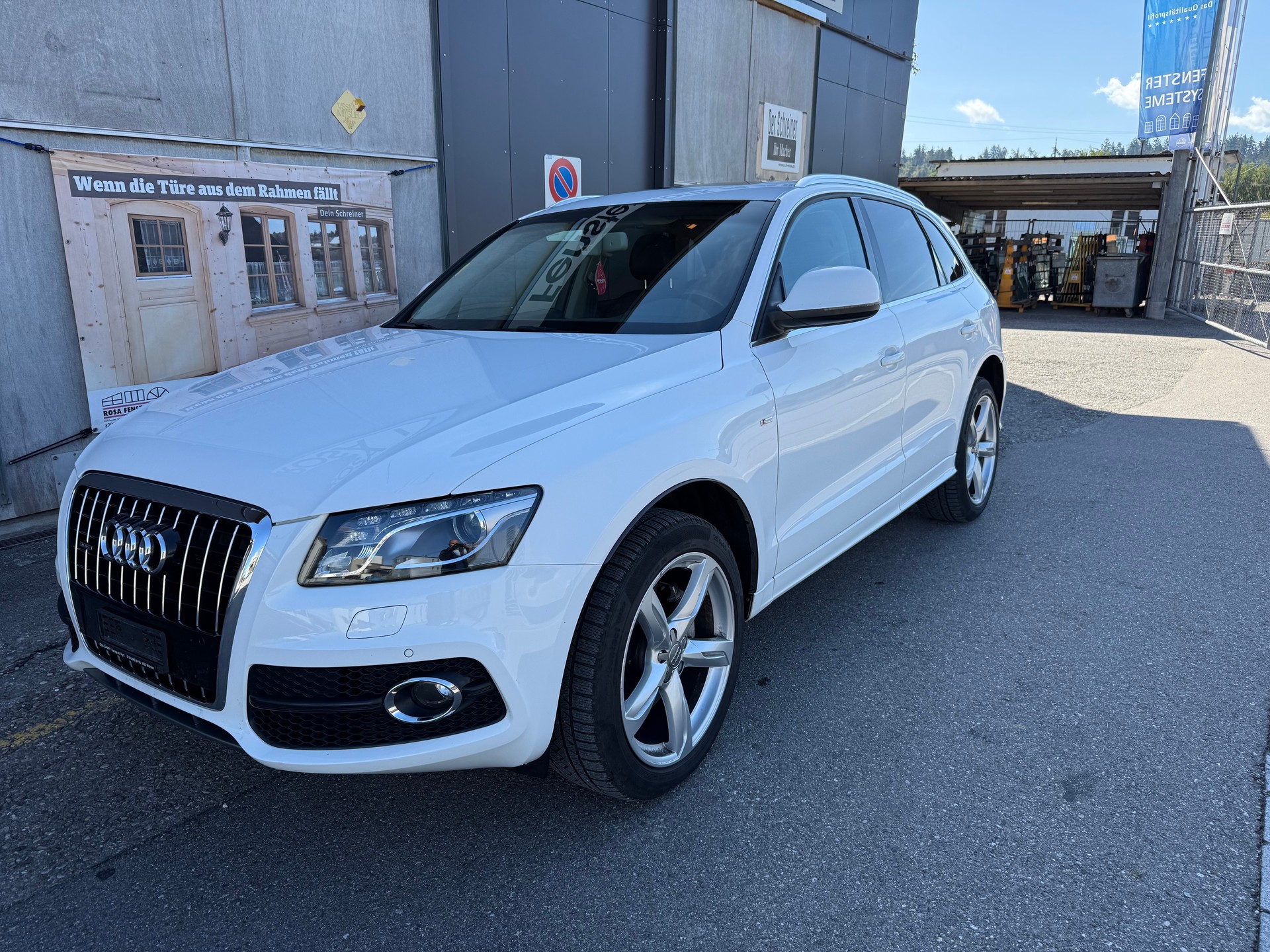 AUDI Q5 3.0 TDI quattro S-tronic-image-2