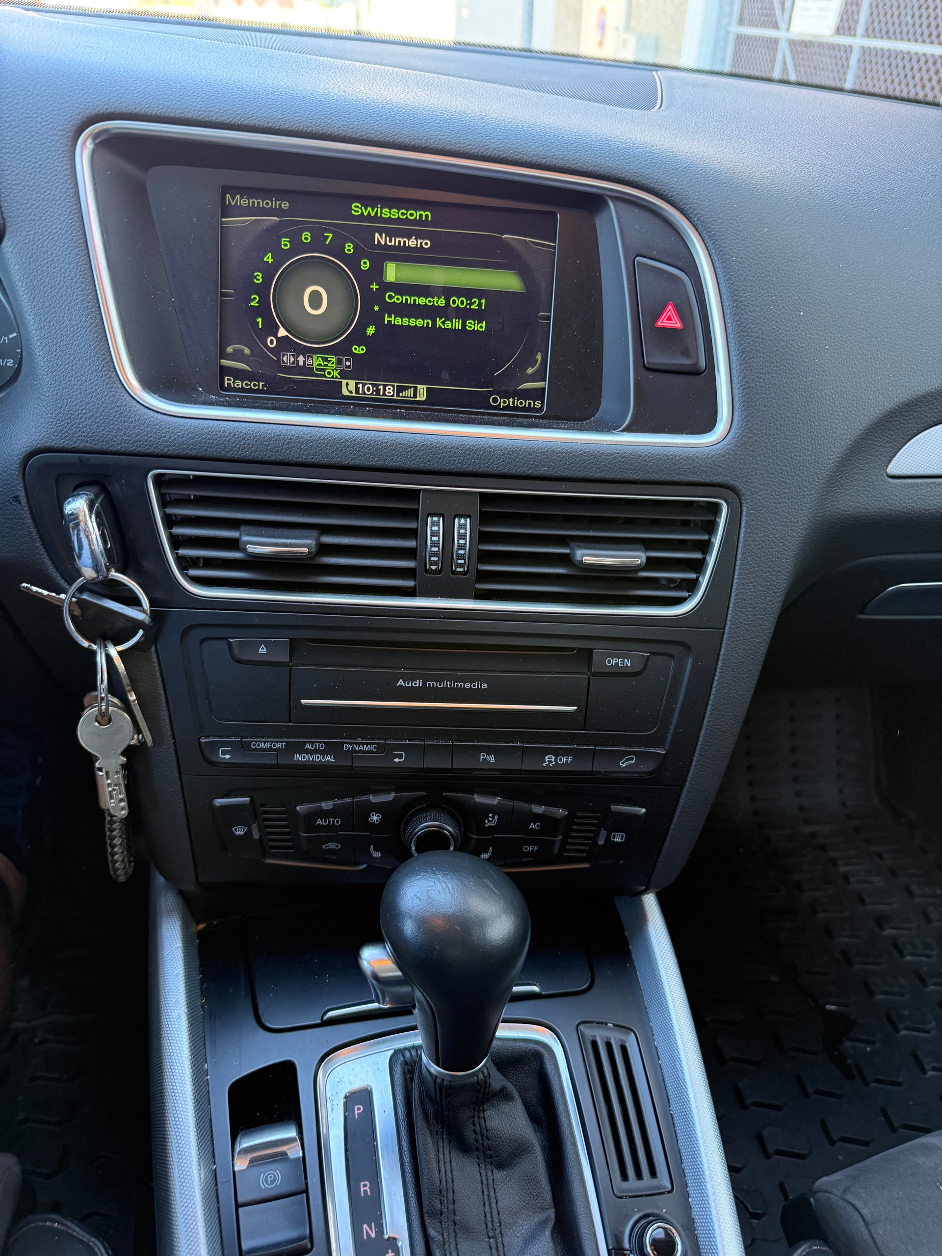 AUDI Q5 3.0 TDI quattro S-tronic-image-10