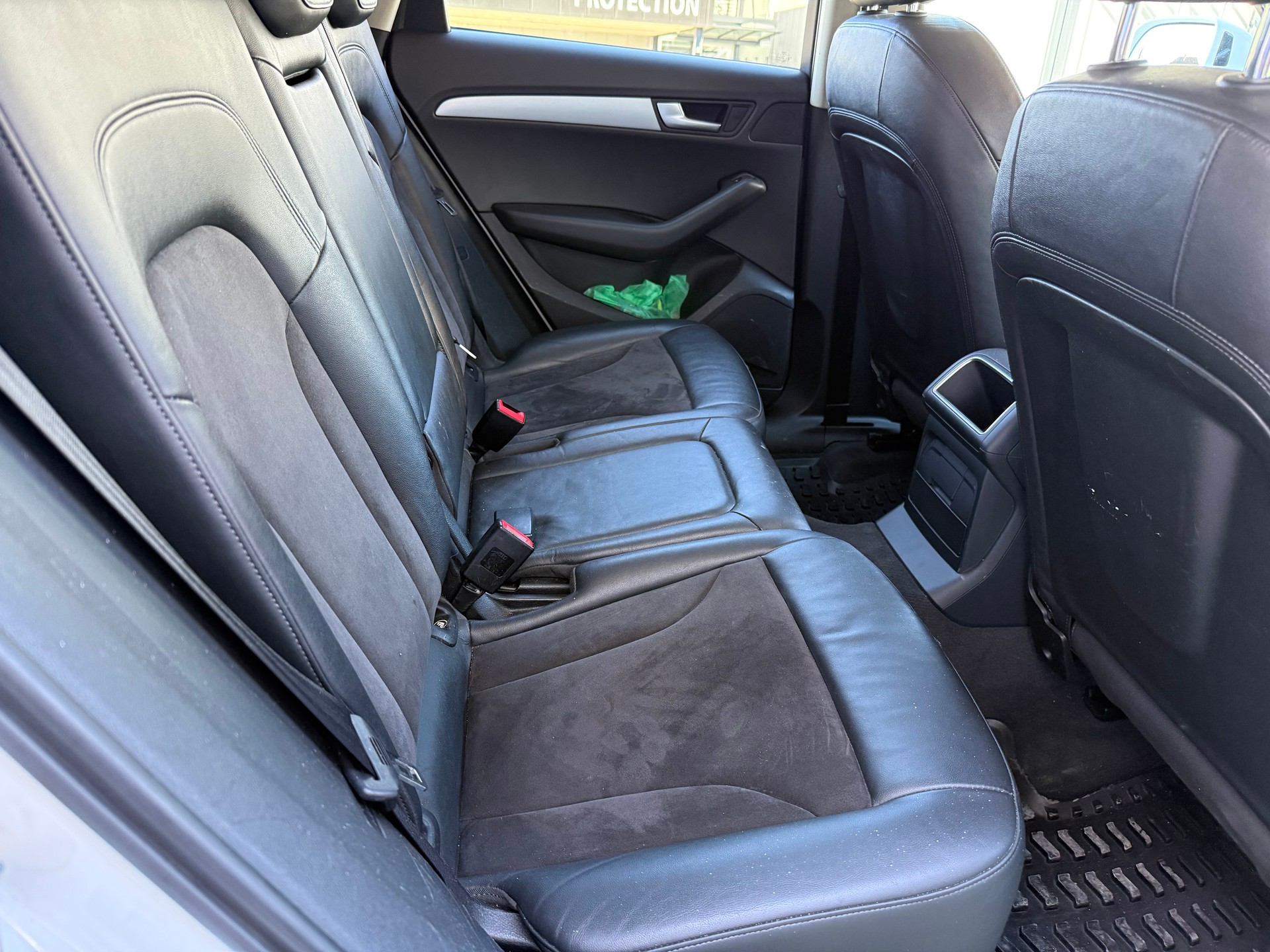 AUDI Q5 3.0 TDI quattro S-tronic-image-7