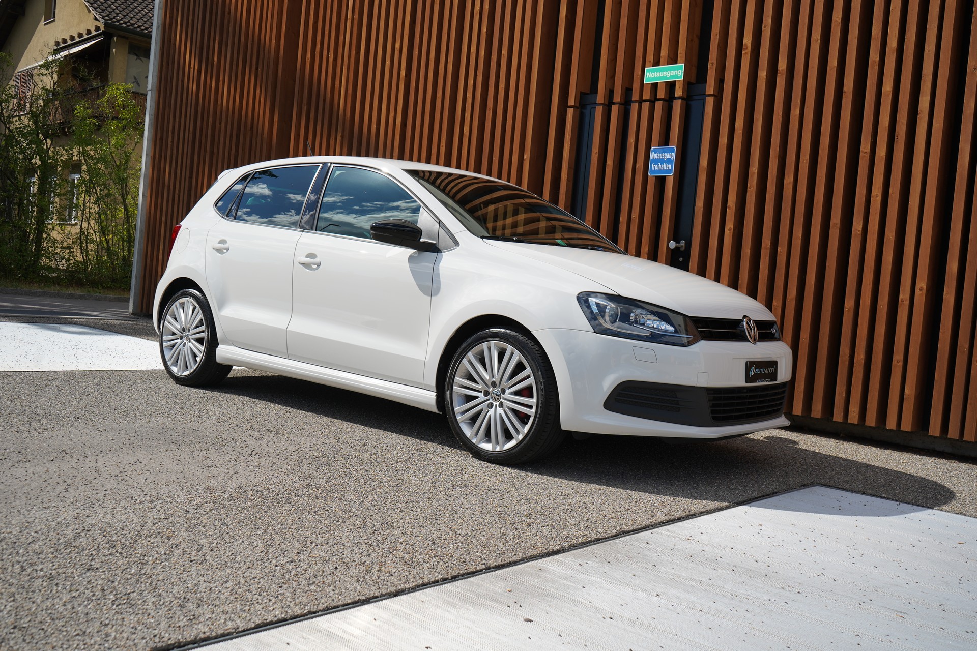 VW POLO 1.4 TSI BLUEGT DSG l 140 PS-image-11