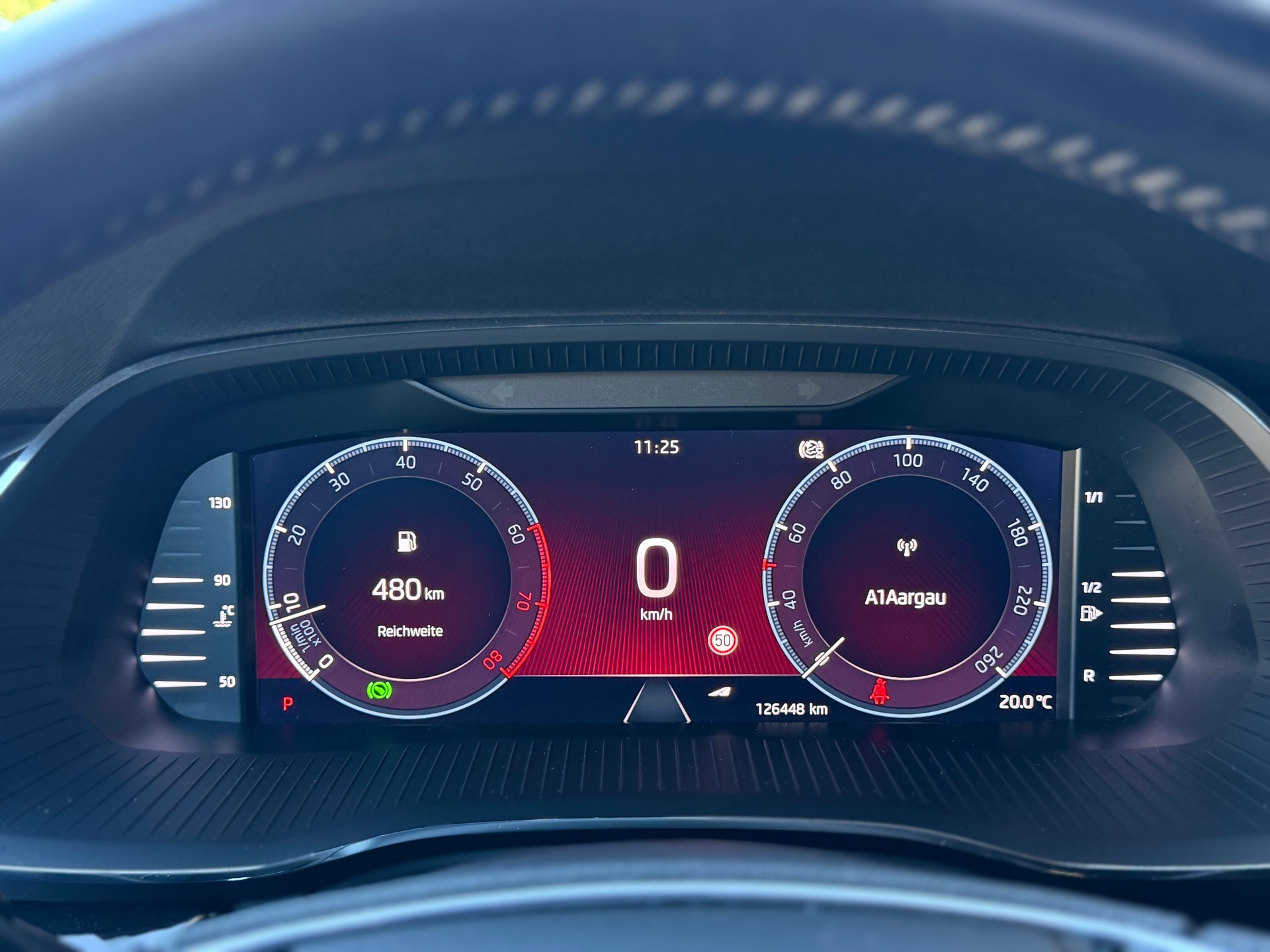 SKODA Octavia Combi 2.0 TSI SportLine DSG 4x4-image-25