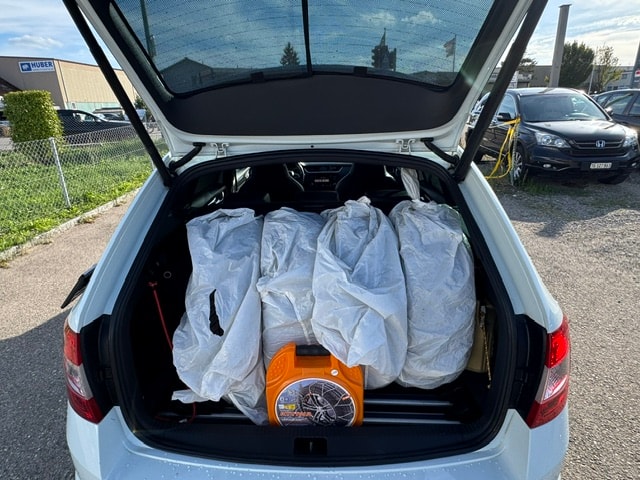 SKODA Octavia Combi 2.0 TDI RS DSG-image-12