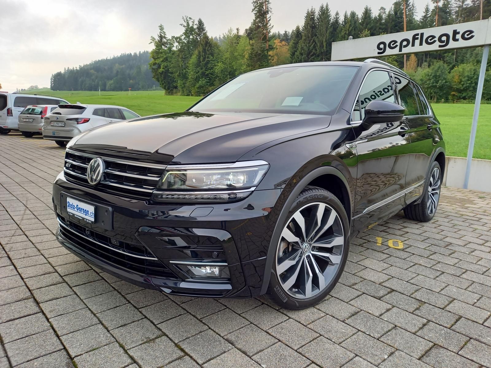 VW Tiguan 2.0TSI Highline 4Motion DSG **R-Line**