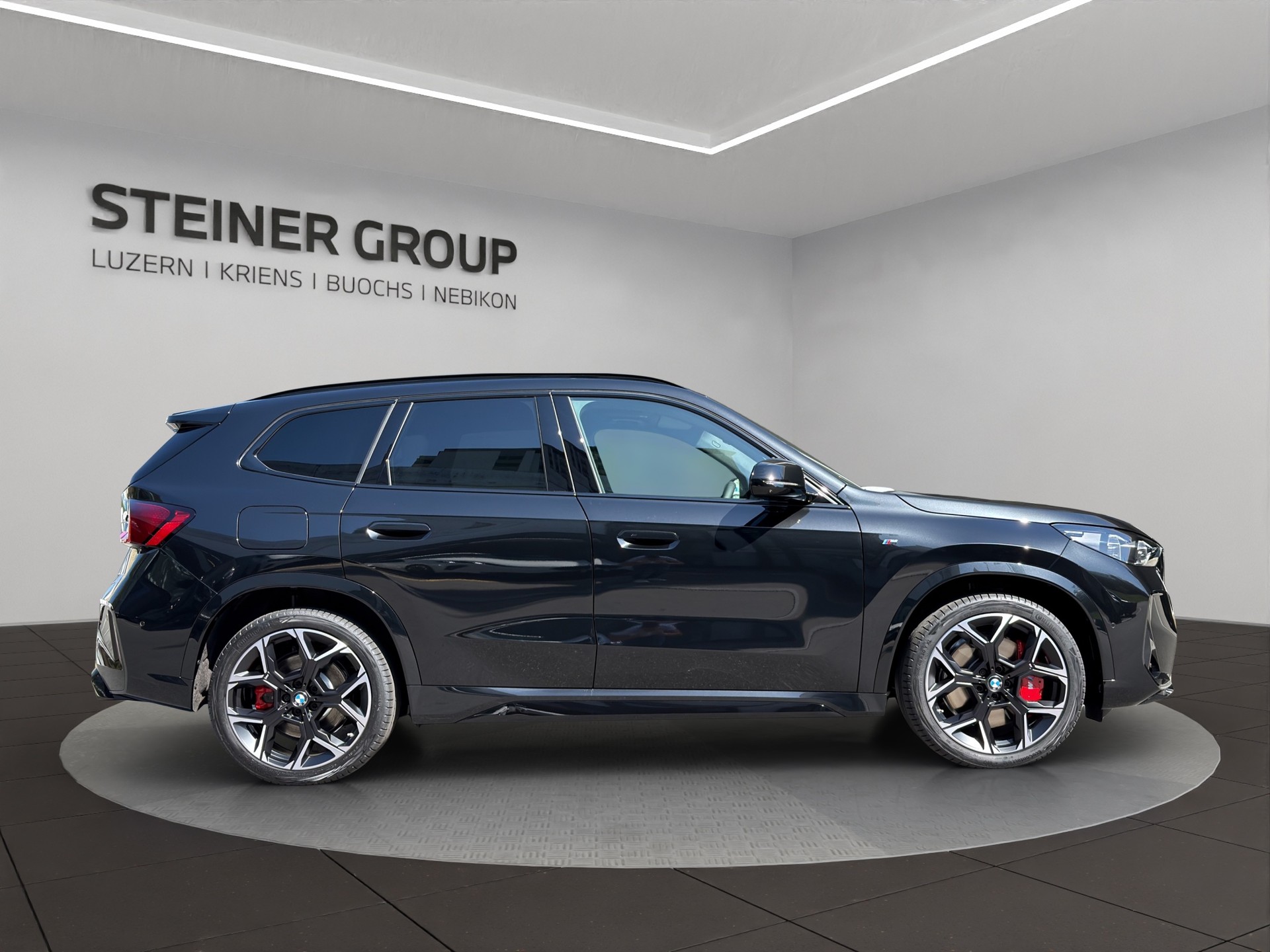 BMW X1 xDrive M35i-image-3