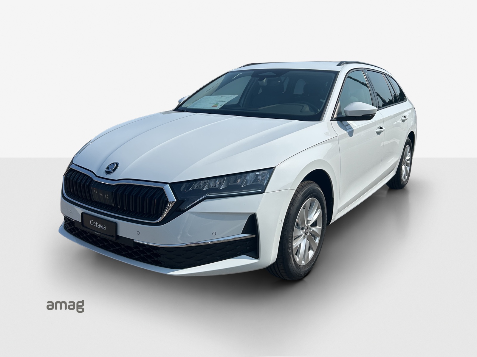 SKODA Octavia Combi 2.0 TDI DSG Selection-image-0