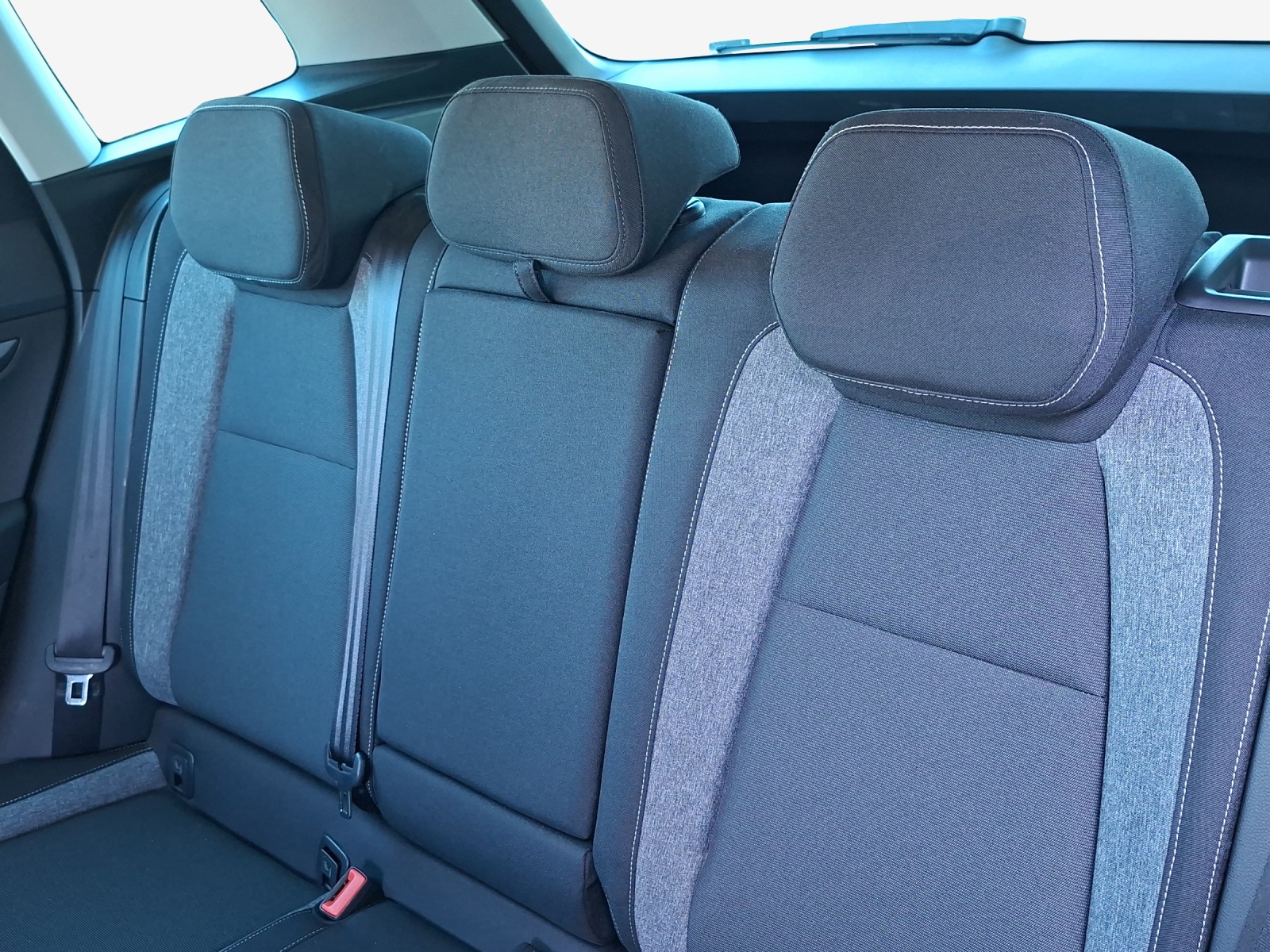 SKODA Karoq 1.5 TSI ACT Drive DSG-image-11