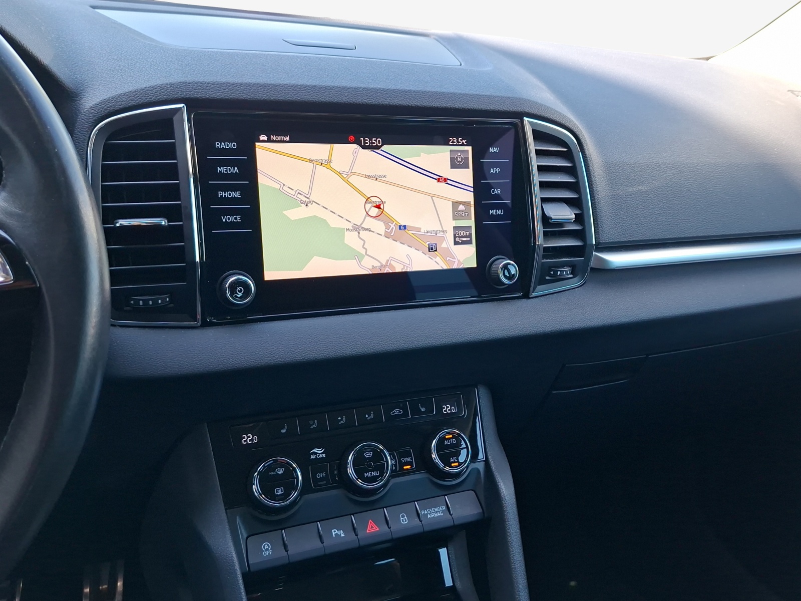 SKODA Karoq 1.5 TSI ACT Drive DSG-image-10