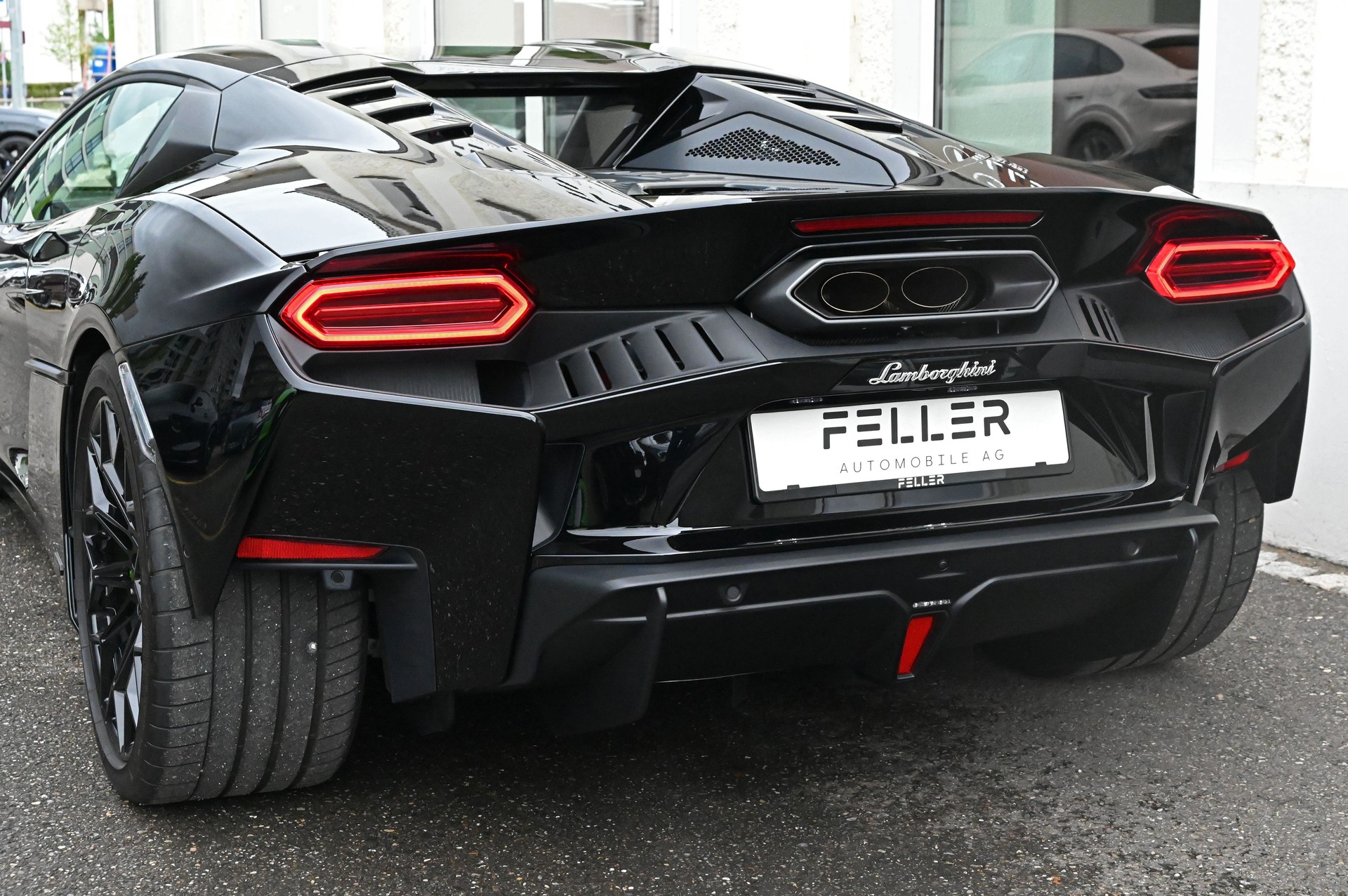 LAMBORGHINI Temerario HPEV-image-12