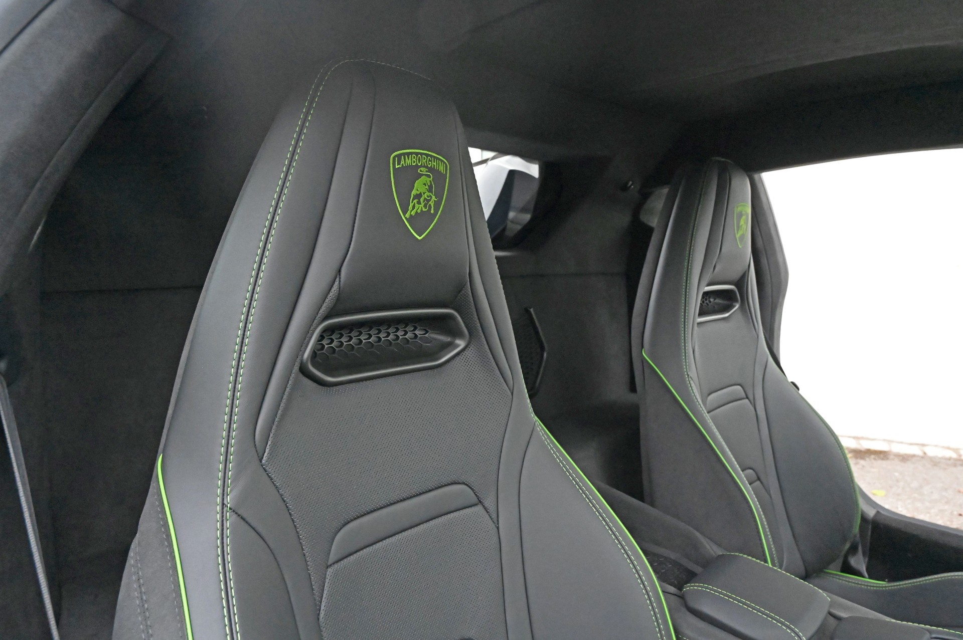 LAMBORGHINI Temerario HPEV-image-23