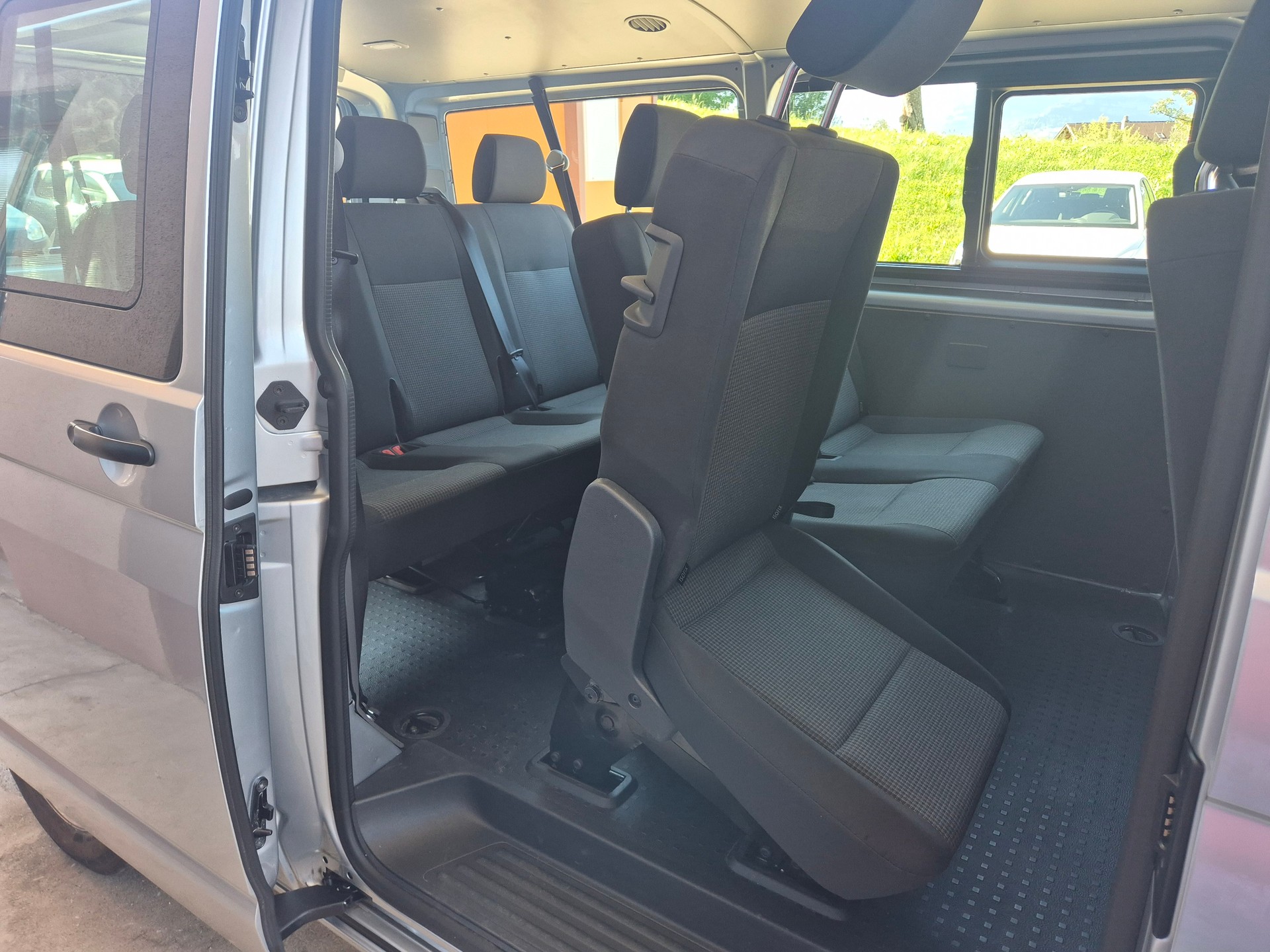 VW T6.1 2.0 TDI 4Motion DSG LWB-image-14