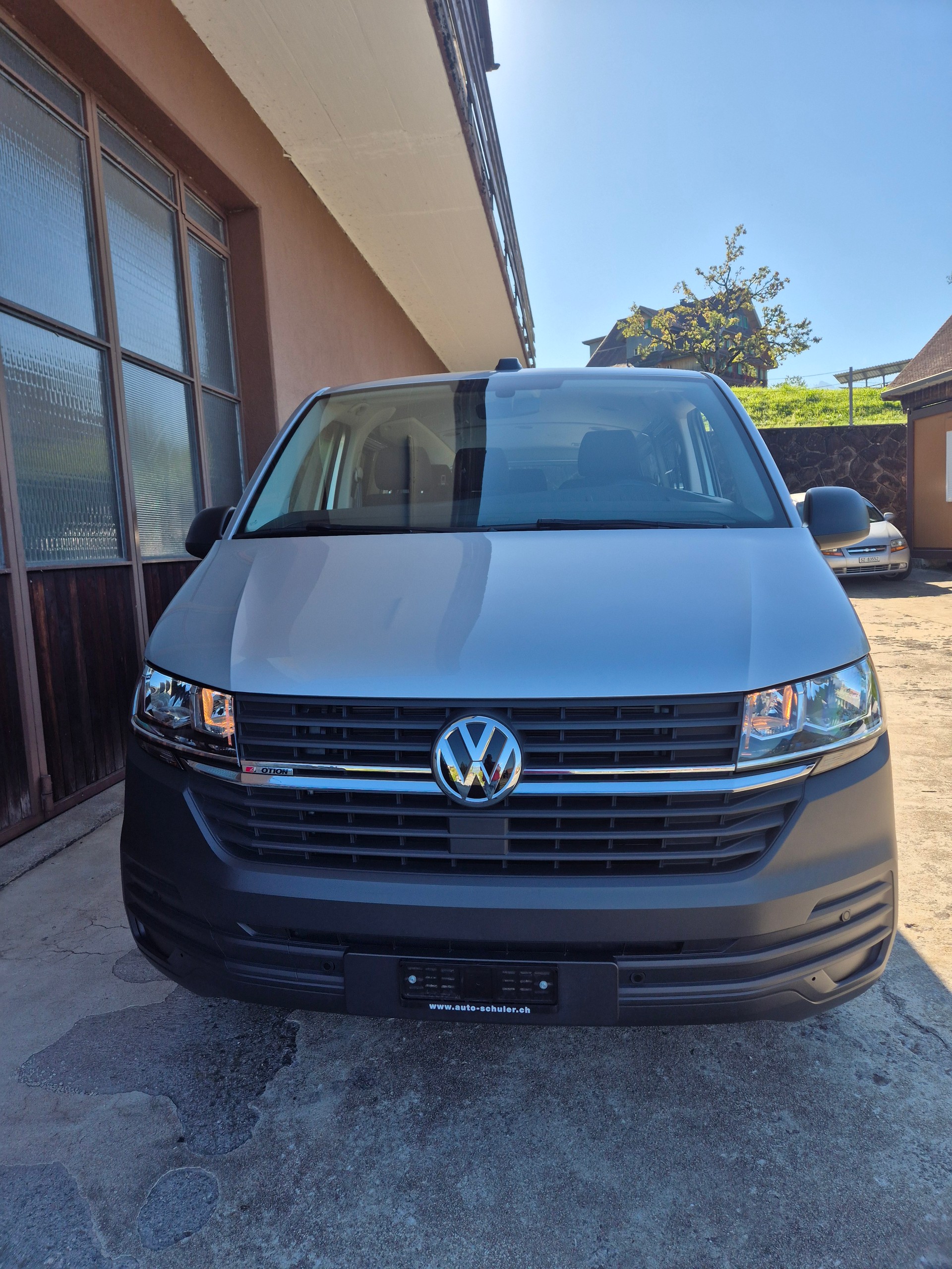 VW T6.1 2.0 TDI 4Motion DSG LWB-image-0