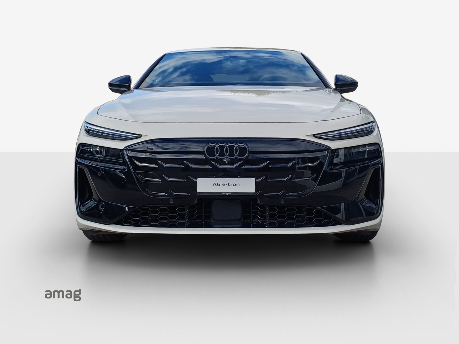 AUDI A6 Avant e-tron quattro-image-6