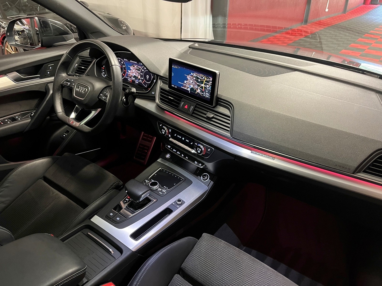 AUDI Q5 45 TFSI sport quattro S-tronic-image-13