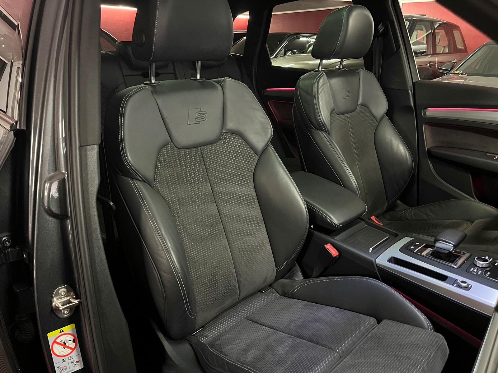 AUDI Q5 45 TFSI sport quattro S-tronic-image-15