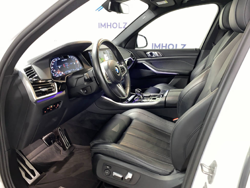 BMW X5 M50i xDrive-image-16