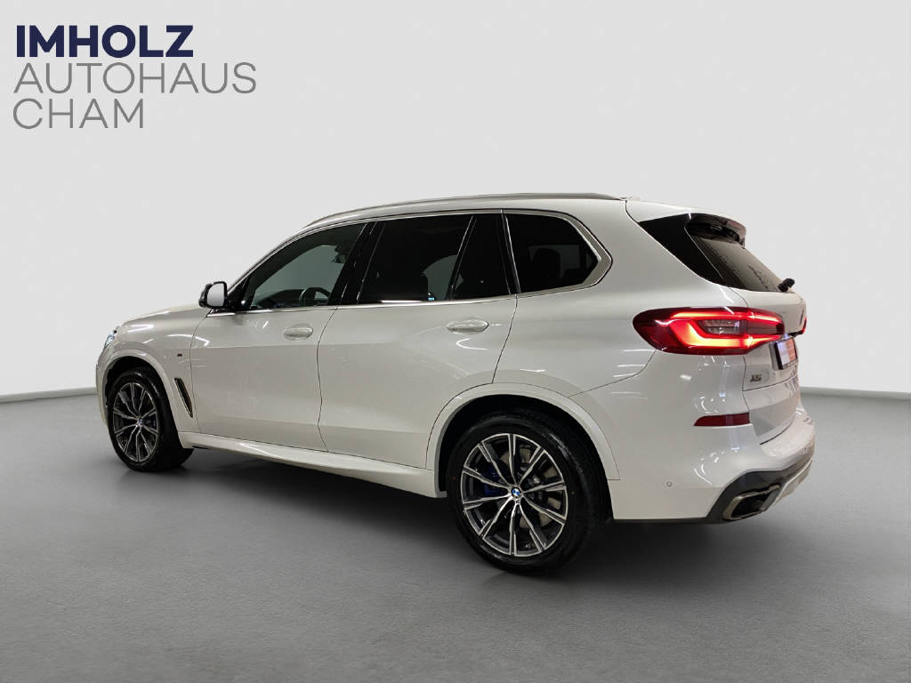 BMW X5 M50i xDrive-image-2