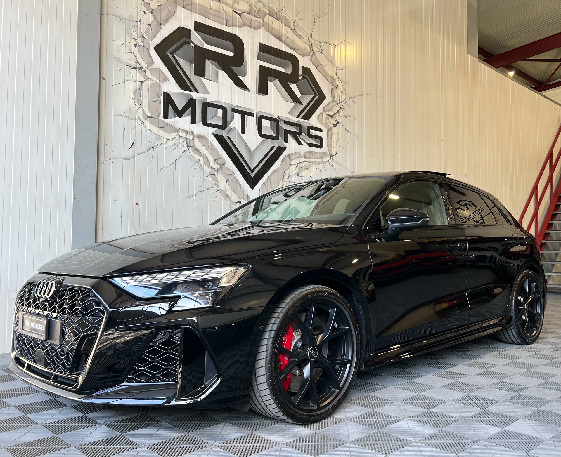 AUDI RS3 Sportback 2.5 TSI quattro S-tronic-image-0