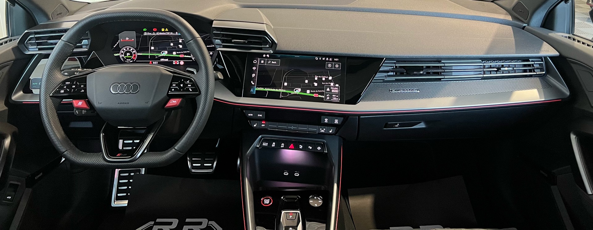AUDI RS3 Sportback 2.5 TSI quattro S-tronic-image-9