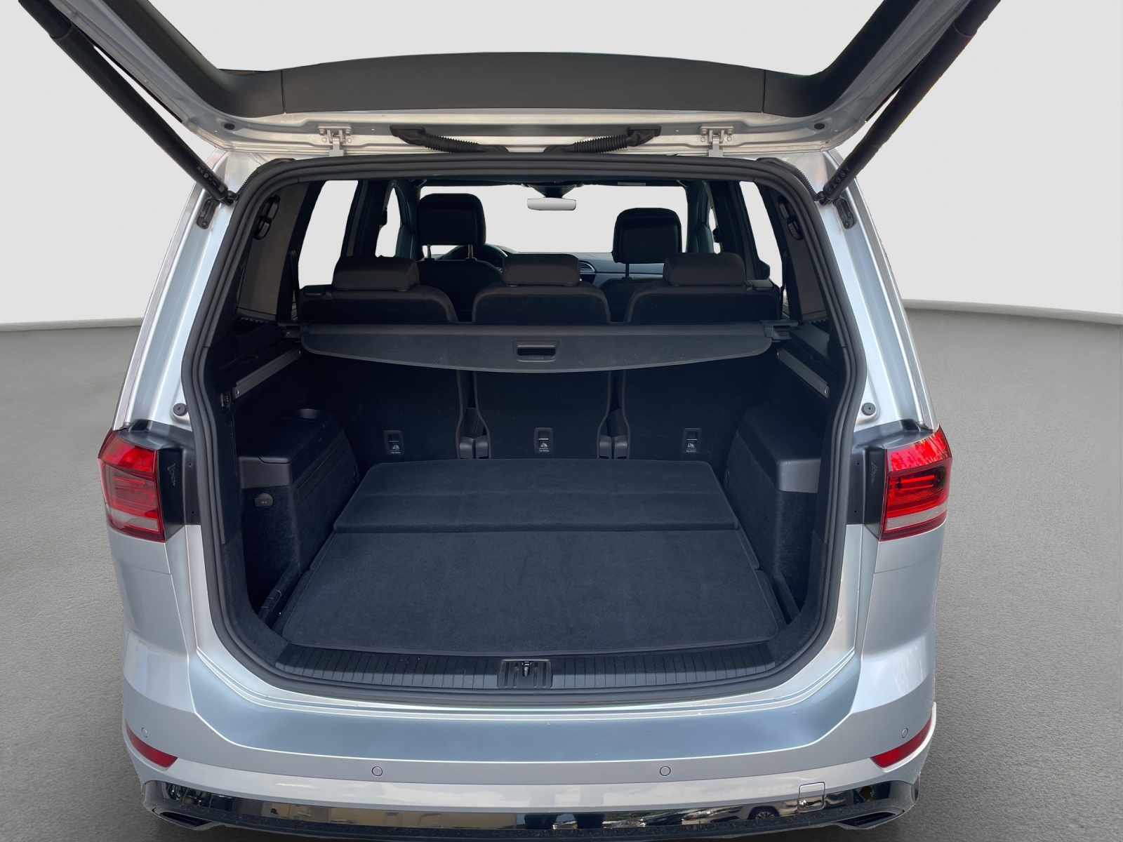 VW Touran 1.5 TSI EVO Highline DSG-image-9