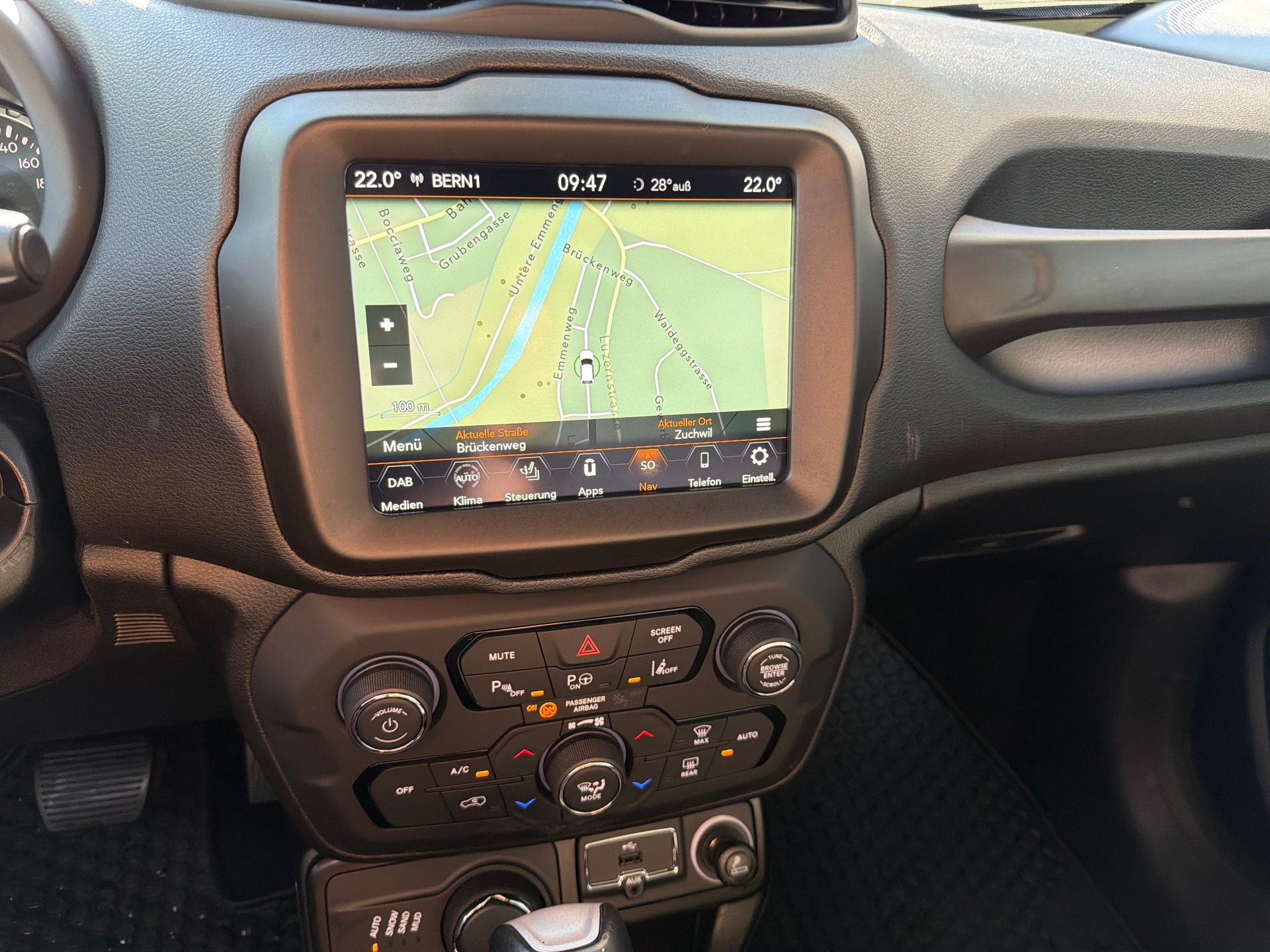 JEEP Renegade 1.3 Turbo S AWD 4X4-image-13