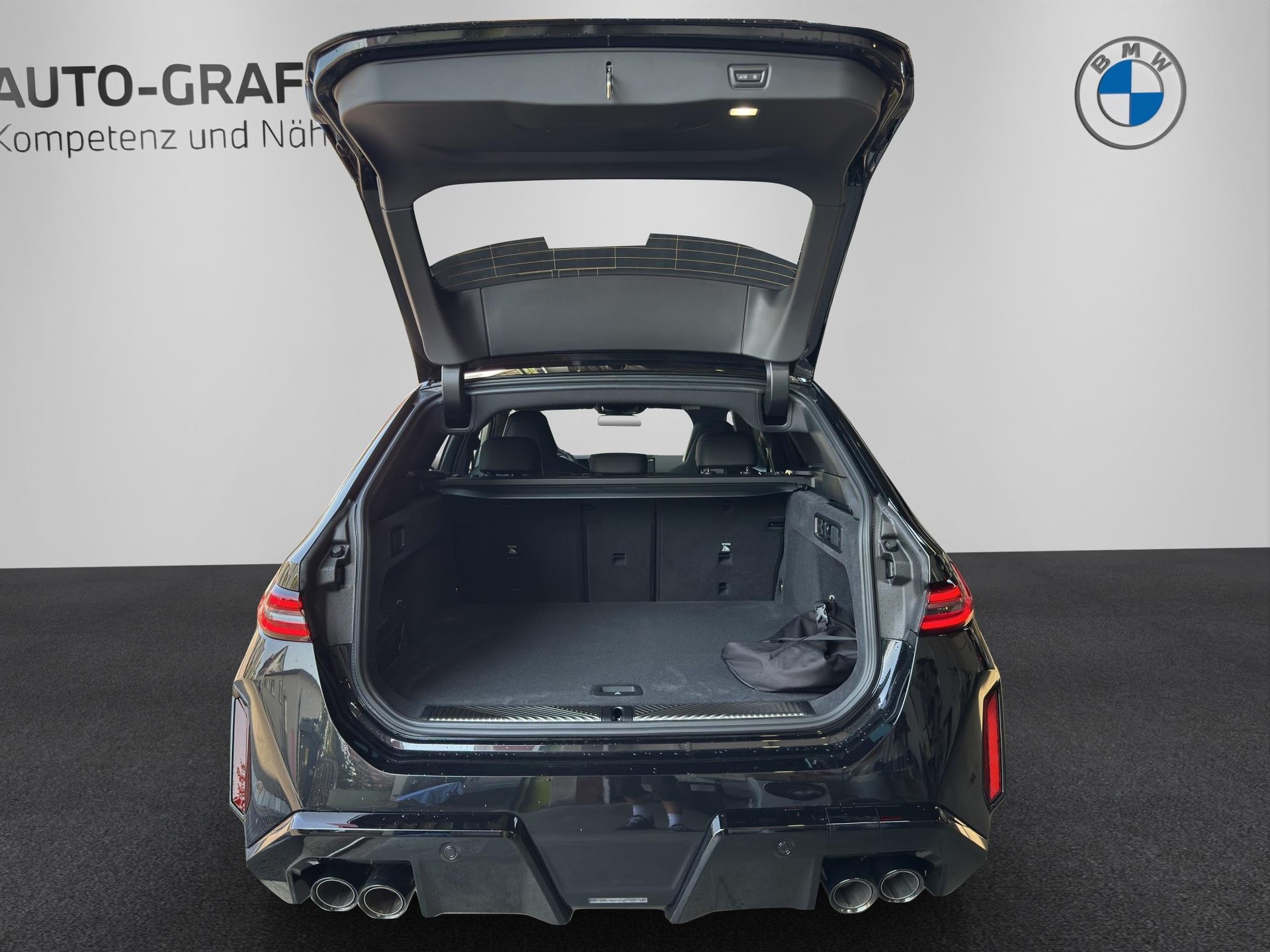 BMW M5 Touring xDrive-image-20