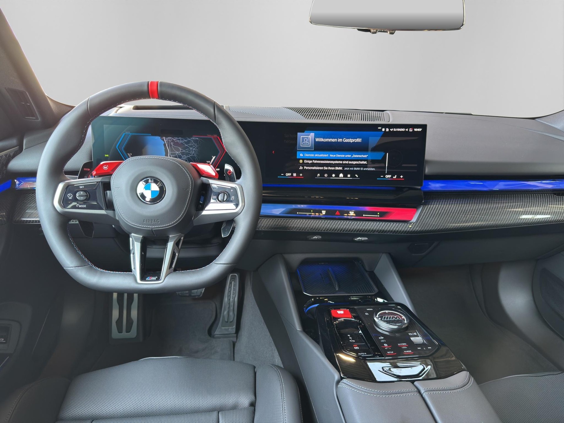 BMW M5 Touring xDrive-image-13