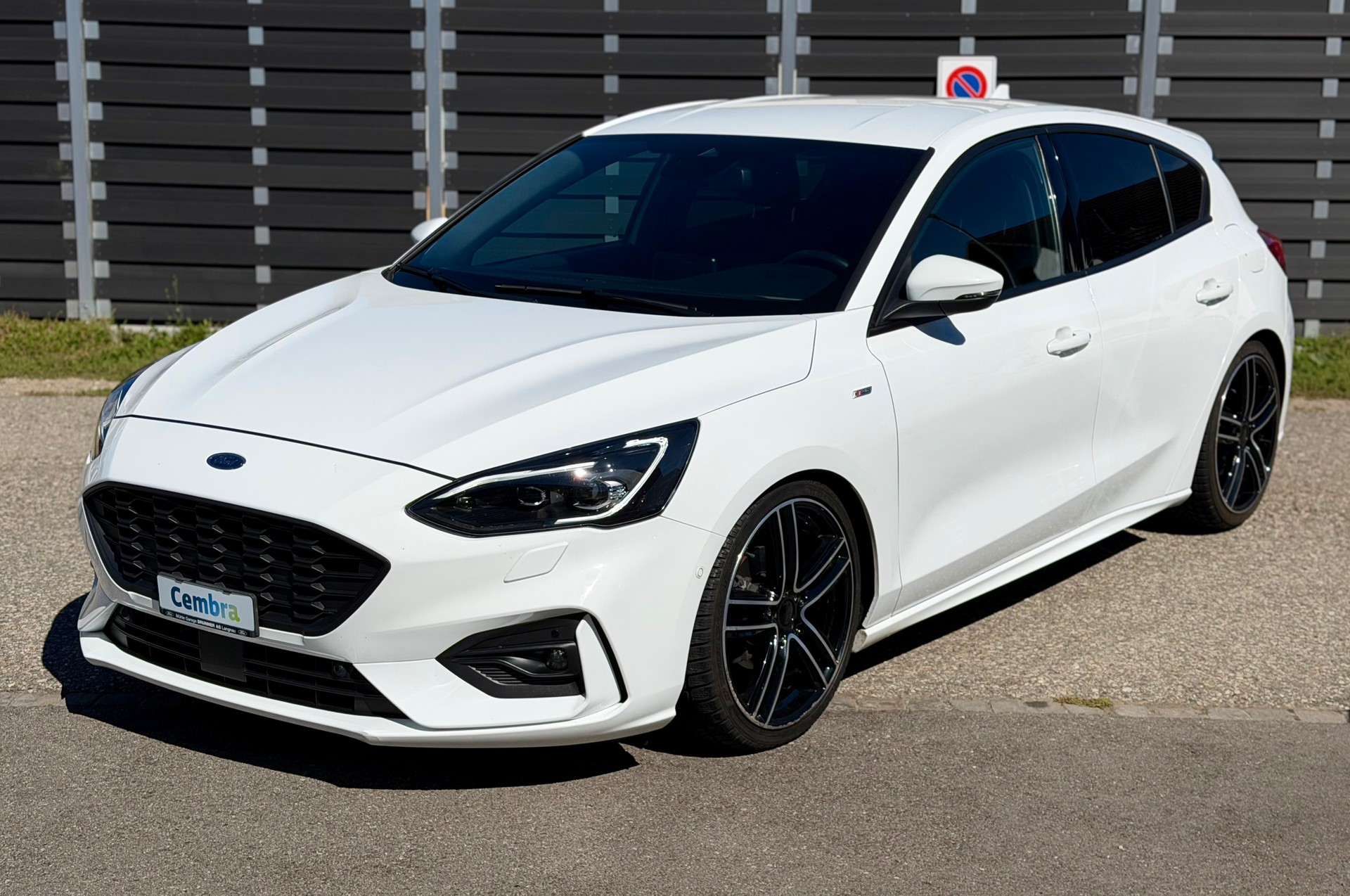 FORD Focus 1.0 SCTi ST Line-image-2