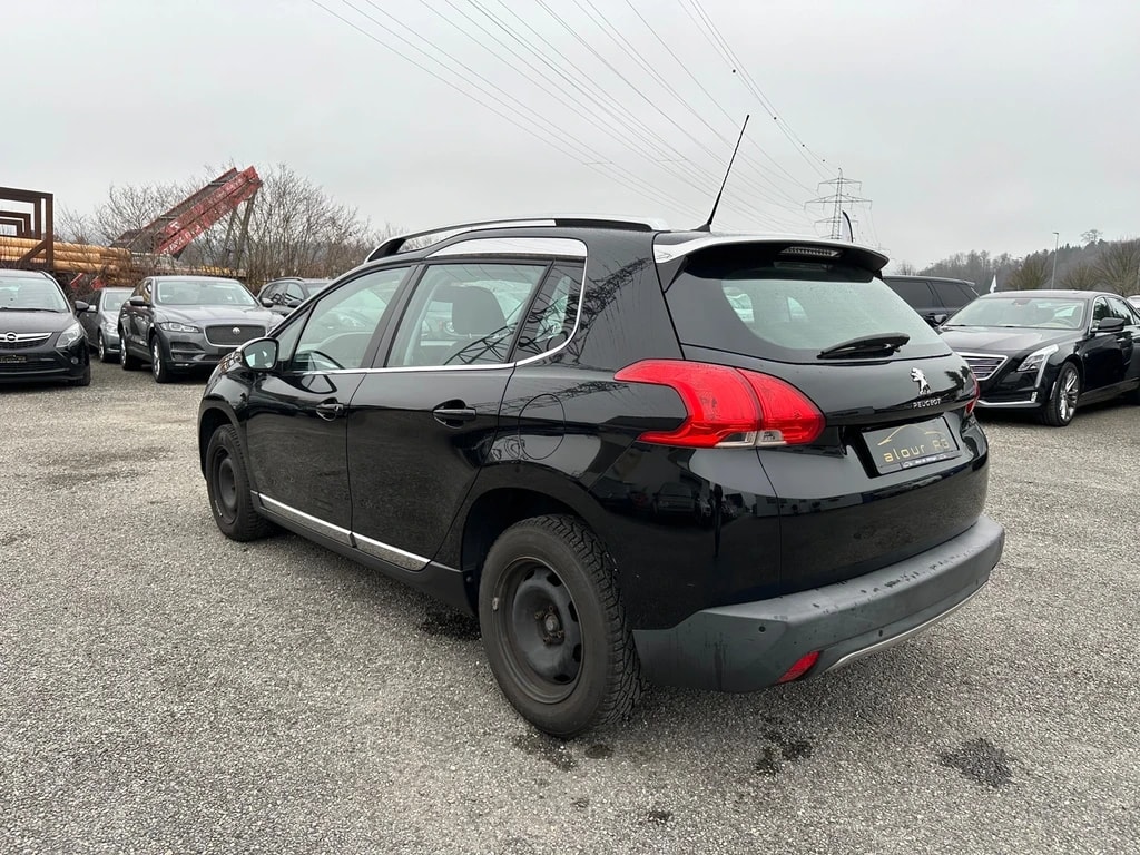 PEUGEOT 2008 1.6 VTI Active-image-3