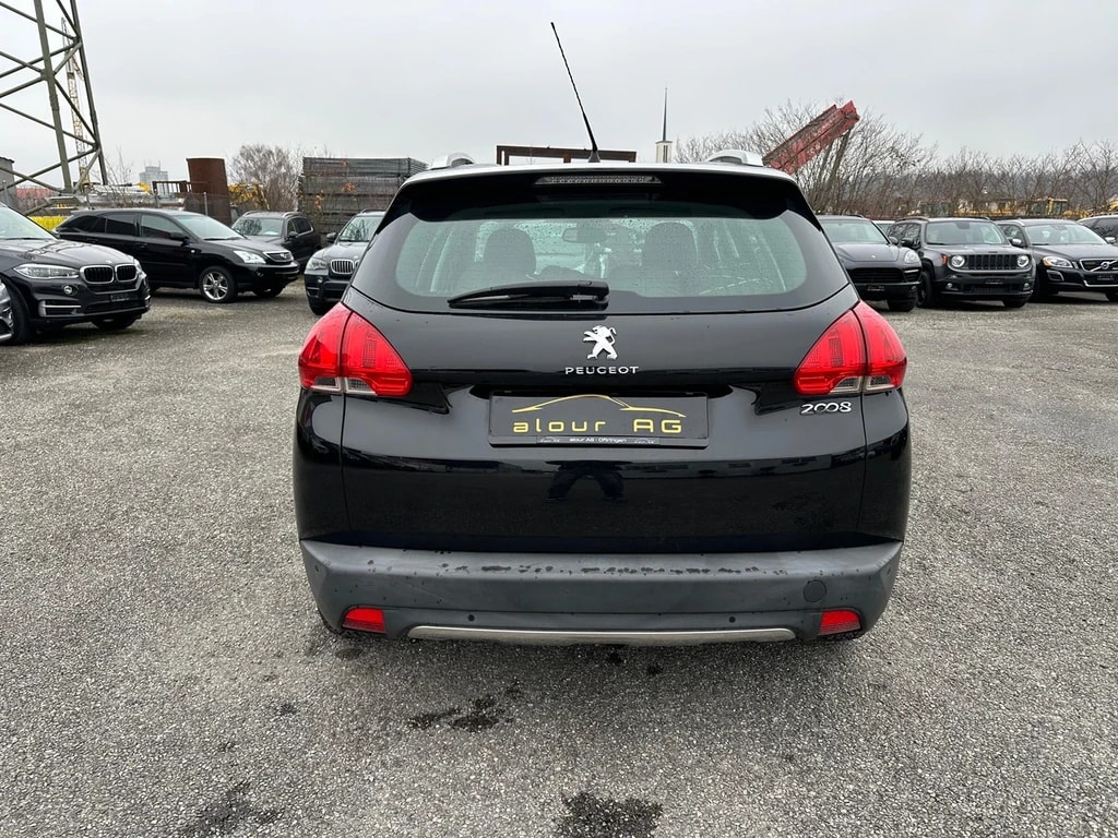 PEUGEOT 2008 1.6 VTI Active-image-4