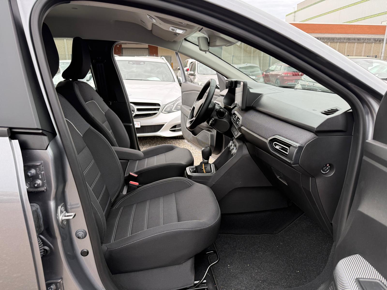 DACIA Sandero 1.0 TCe Expression-image-10