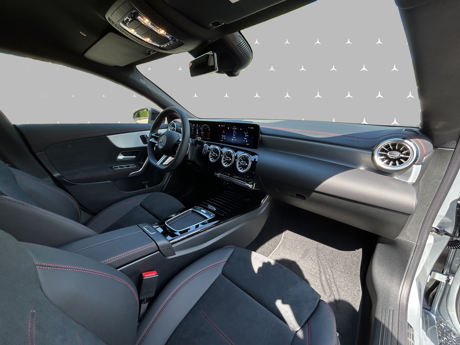 MERCEDES-BENZ CLA Shooting Brake 200 7G-DCT-image-9