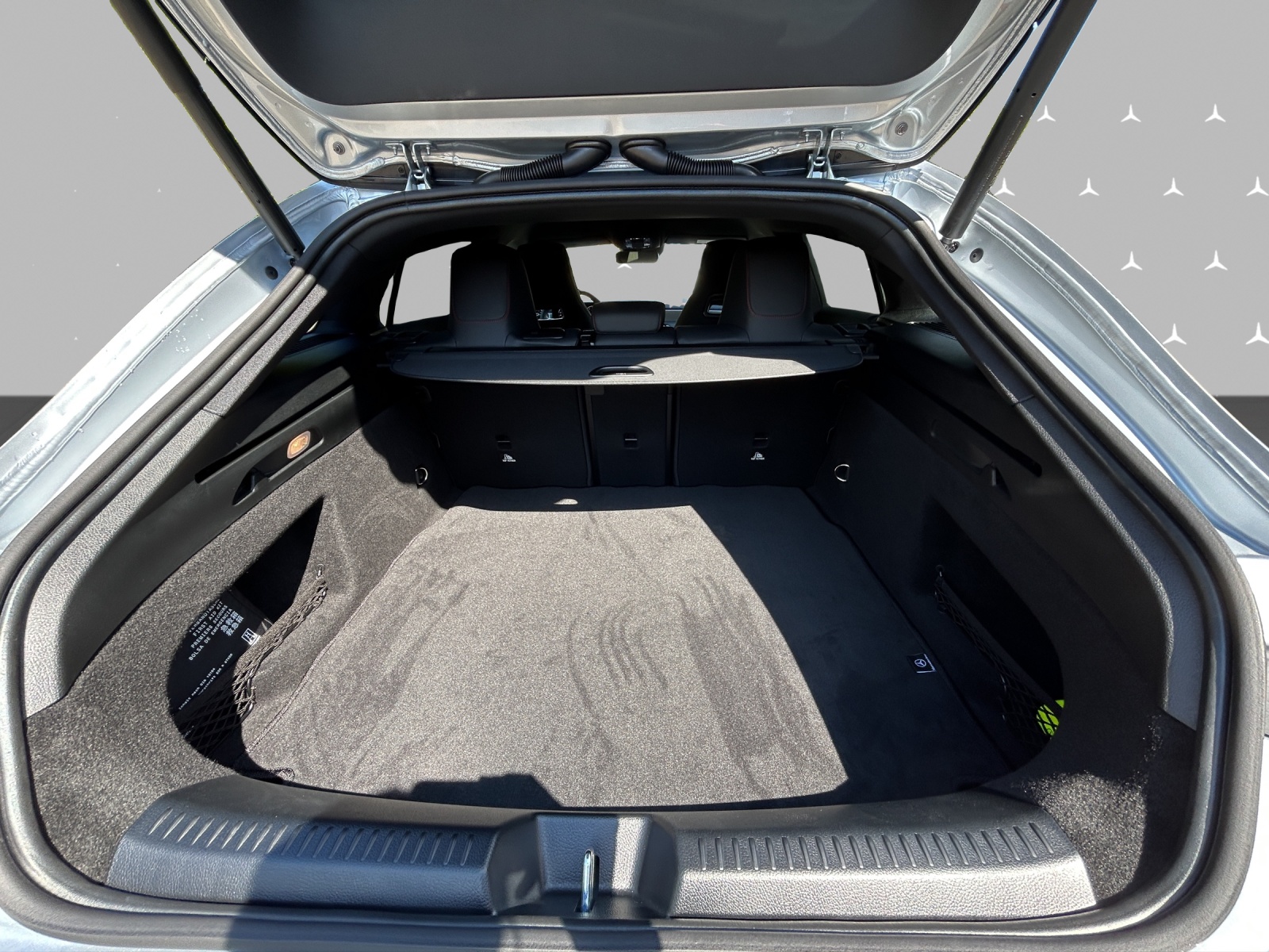 MERCEDES-BENZ CLA Shooting Brake 200 7G-DCT-image-12