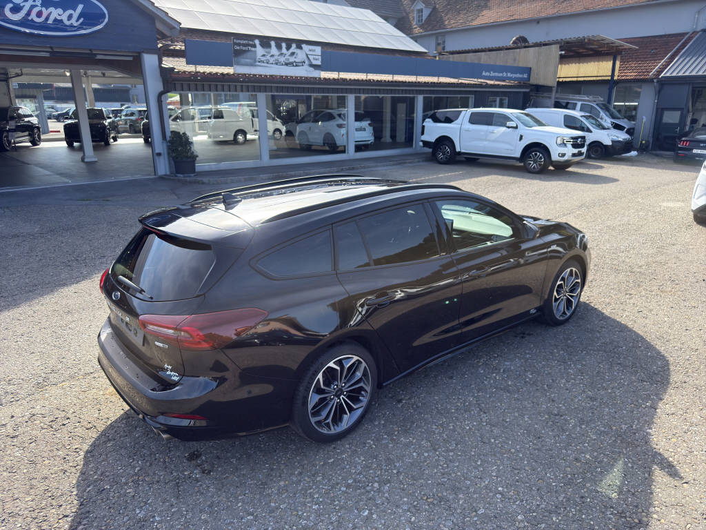 FORD Focus Station Wagon 1.0i EcoB Hybrid 155-image-17