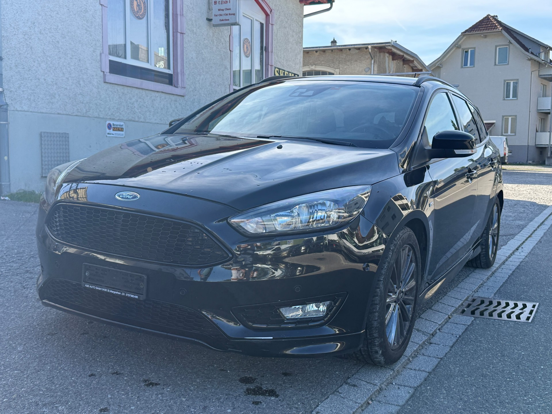 FORD Focus 1.5 SCTi Titanium X Automatic-image-6