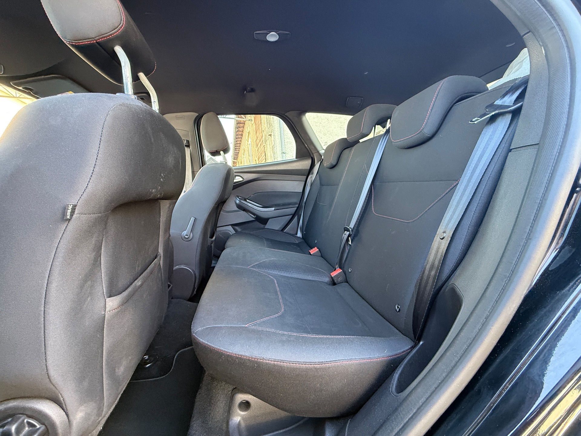 FORD Focus 1.5 SCTi Titanium X Automatic-image-8