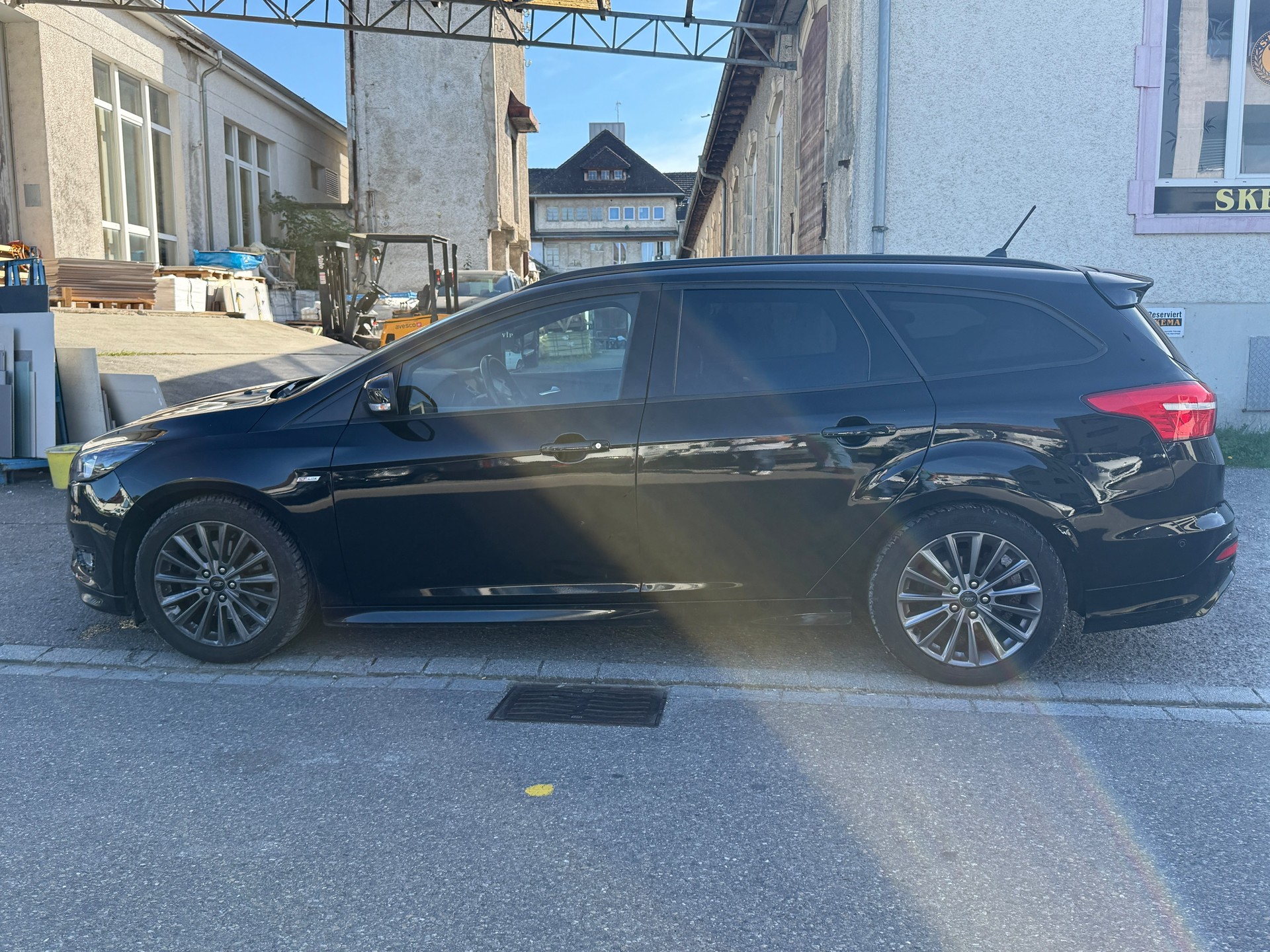 FORD Focus 1.5 SCTi Titanium X Automatic-image-5