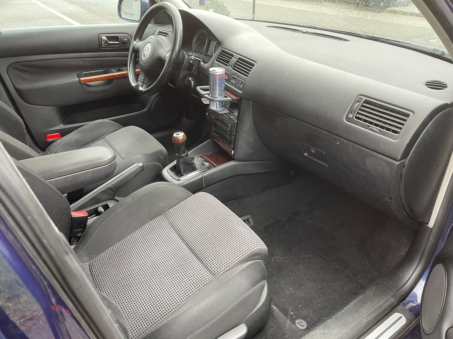VW Bora Variant 2.8 Highline 4Motion-image-7