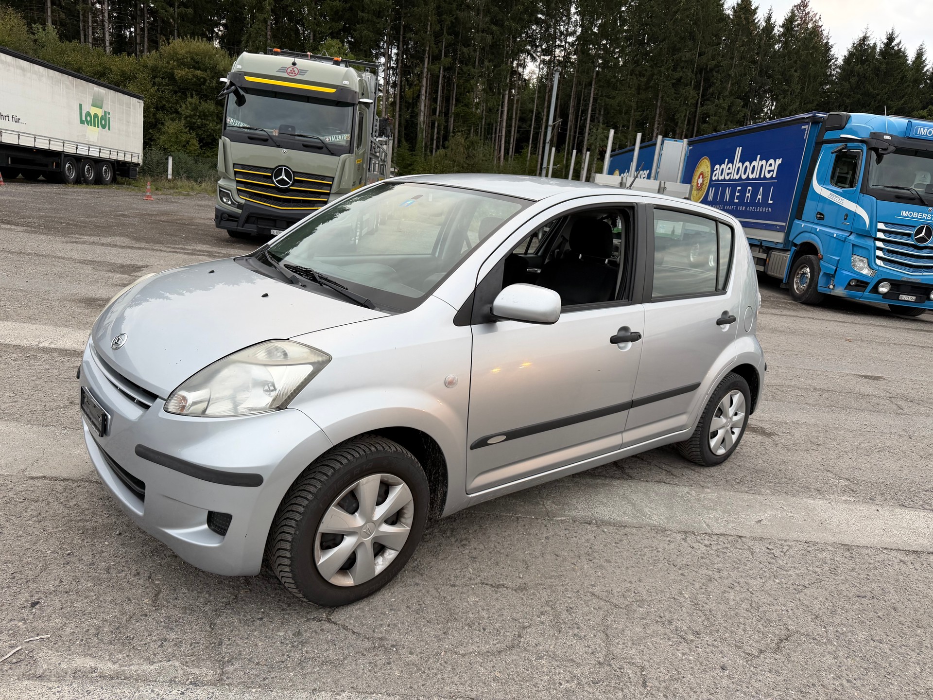 DAIHATSU Sirion 1.3-image-2